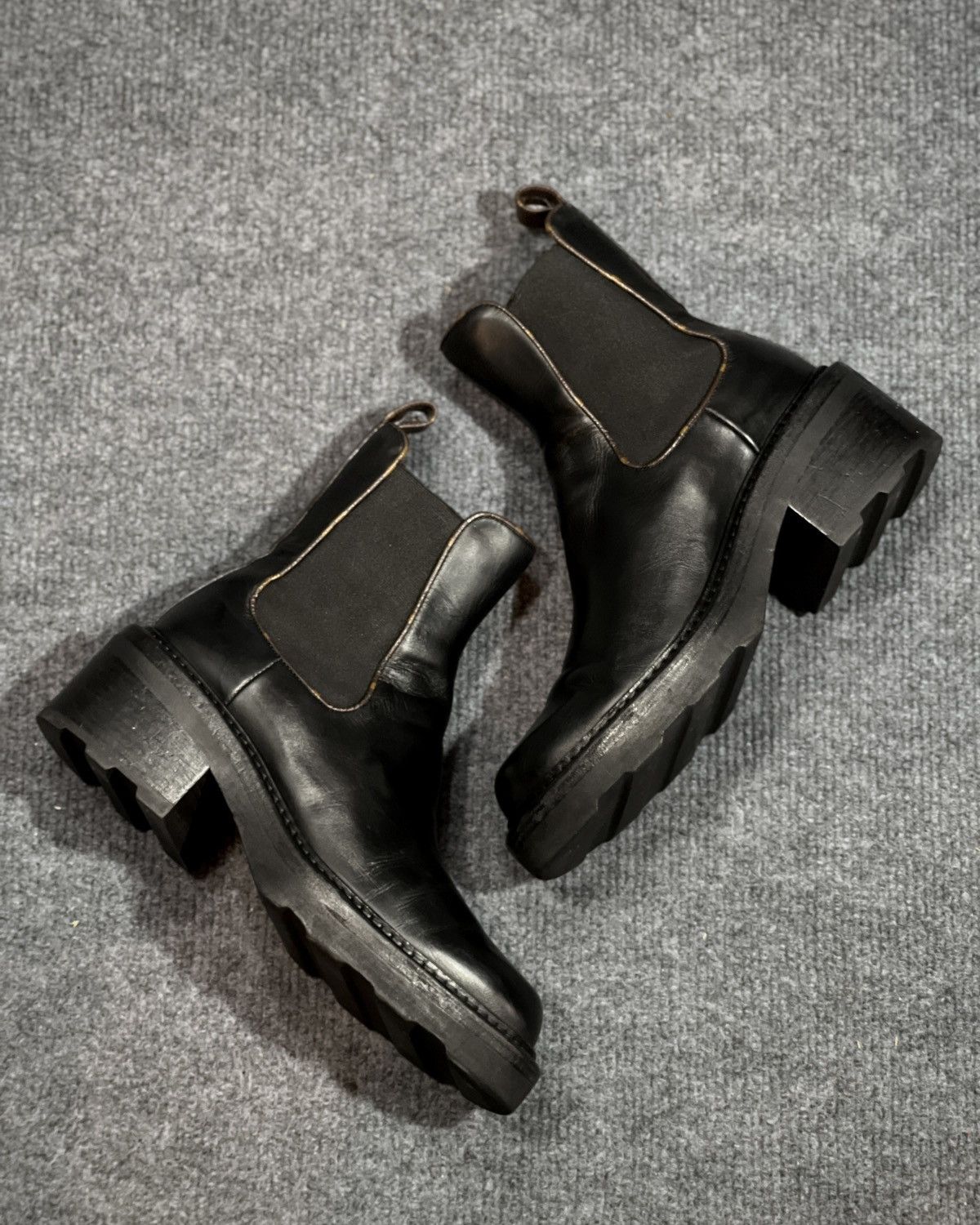 Louis Vuitton Louis Vuitton Black Leather Monogram Chelsea Boot Size US 8.5 / IT 38.5 - 5 Thumbnail