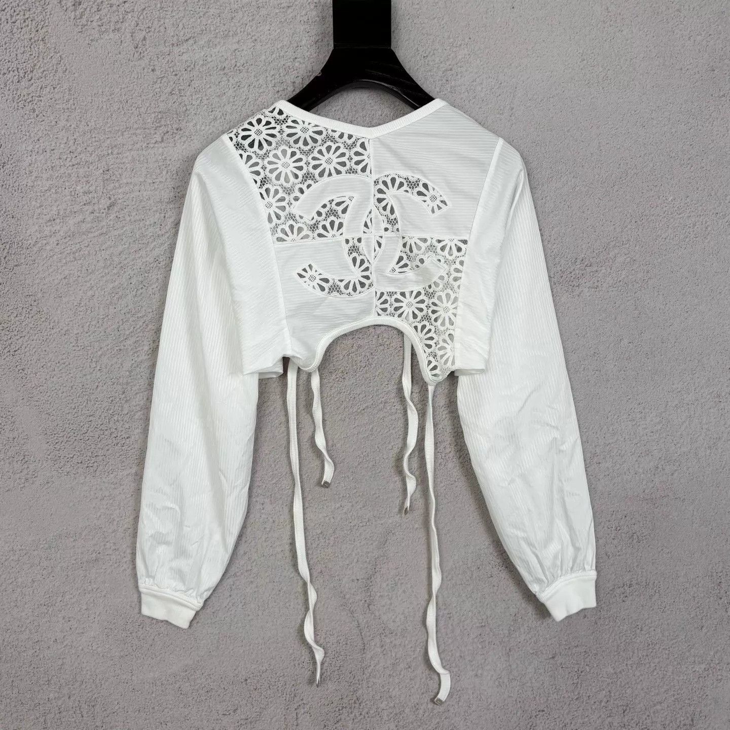 Chanel CHANEL 25c White Openwork Shawl Top Women's 34 Size XS / US 0-2 / IT 36-38 - 2 Thumbnail