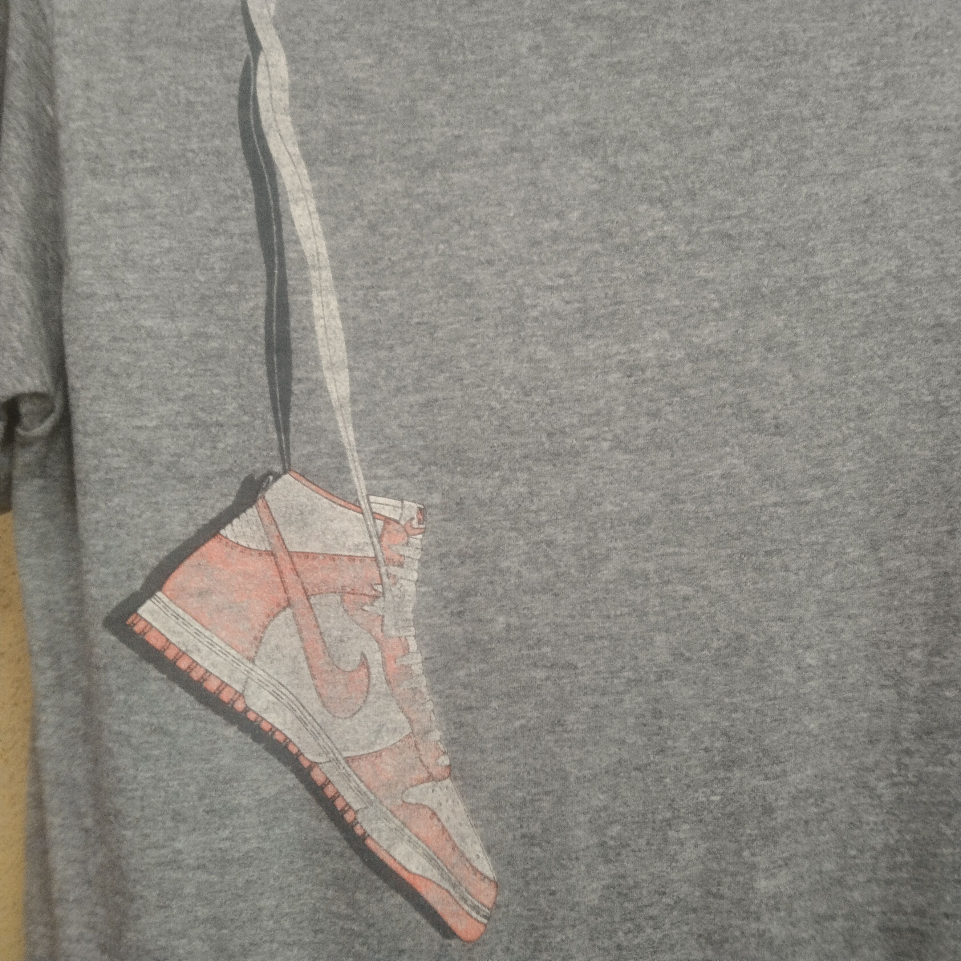 Nike Vintage 80s Nike AJ 1 shoe t-shirt Size US M / EU 48-50 / 2 - 5 Thumbnail