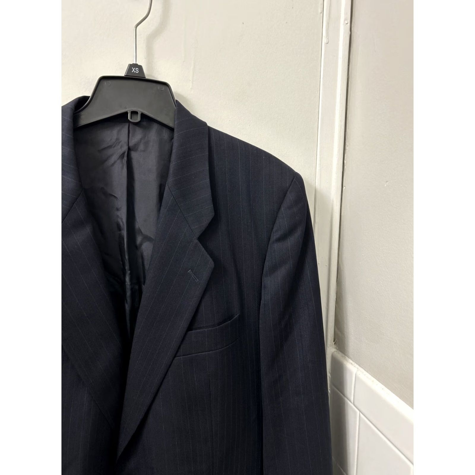 Hugo Boss VINTAGE Hugo Boss Blazer Mens Sz 46R Black Pinstripe Wool 2 Buttons Sport Coat Size 46R - 4 Thumbnail