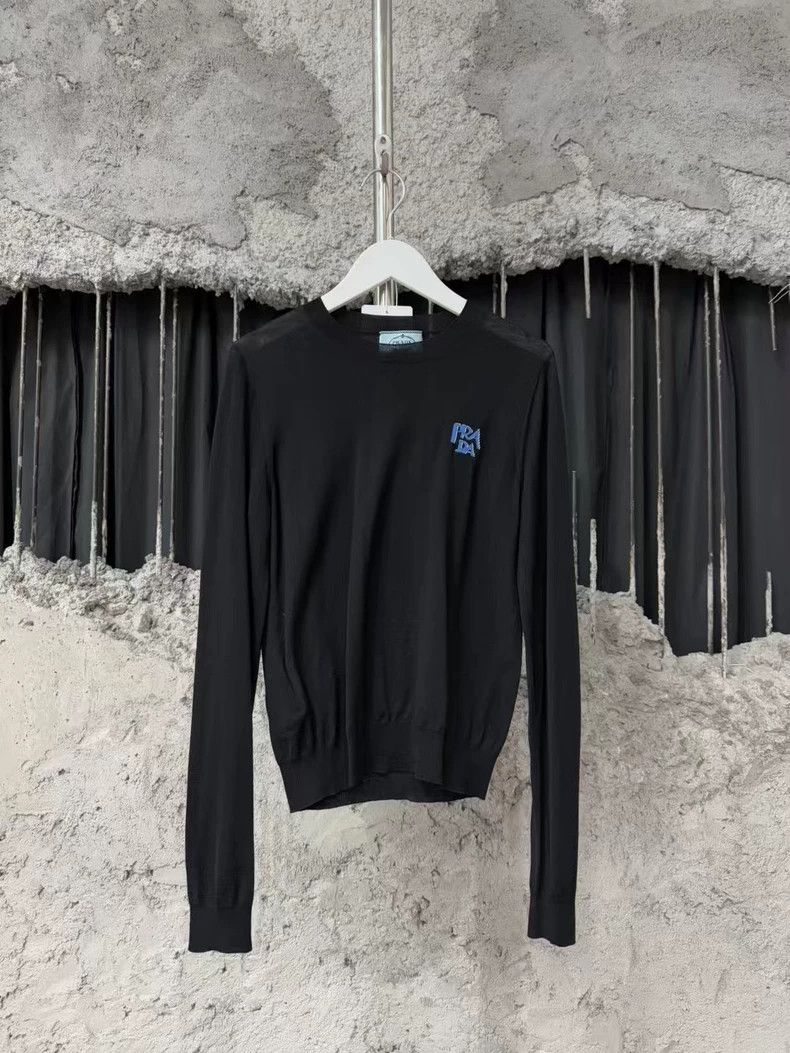 Prada Prada Size 38 Knitted long sleeves size 38 2502-Nextarrow Size US XXS / EU 40 - 1 Thumbnail