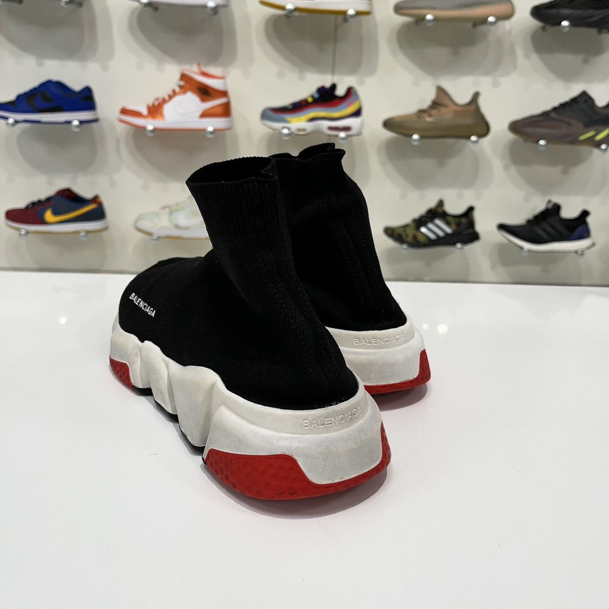 Balenciaga Balenciaga speed Trainer Black White Red Size US 6 / EU 39 - 3 Thumbnail