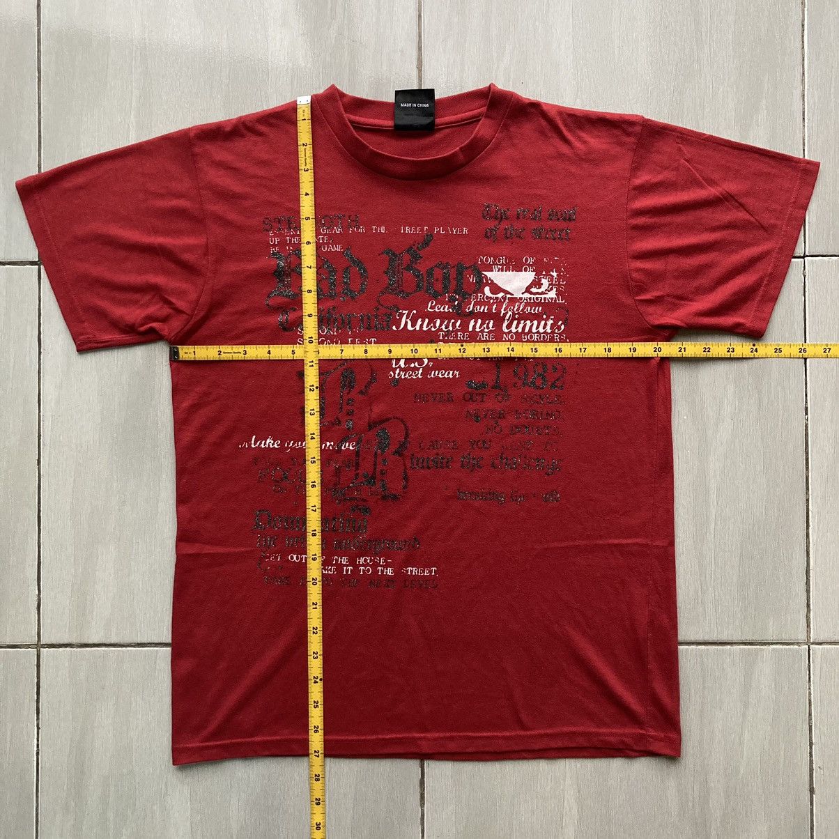 Japanese Brand Bad Boy Y2k Streetwear Poem Graphic Vintage Style T-shirt Size US XL / EU 56 / 4 - 18 Thumbnail