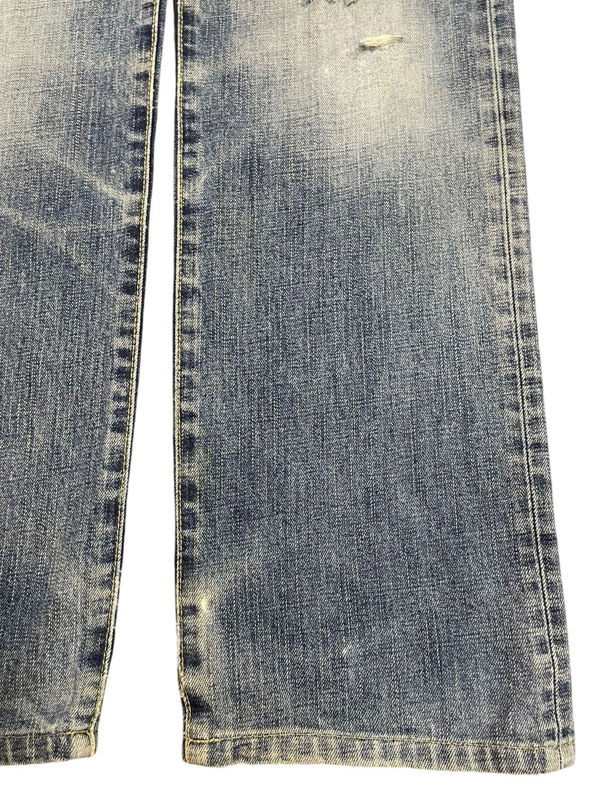 Uniqlo Vintage Japanese Uniqlo Blue Faded Wash Style Jeans Size US 30 / EU 46 - 8 Thumbnail