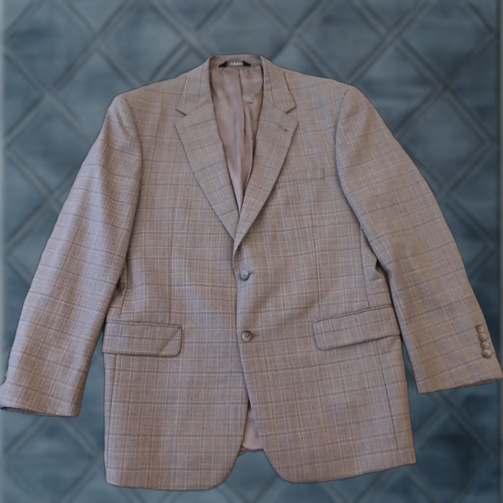 Jos. A. Bank Jos. A. Bank Blazer Mens 42 Gray Plaid Wool Two Button Single Vent Notch Lapel Regular Size 42 Jacket Front Button Style Two-Button 2 Piece Size 42R - 1 Thumbnail