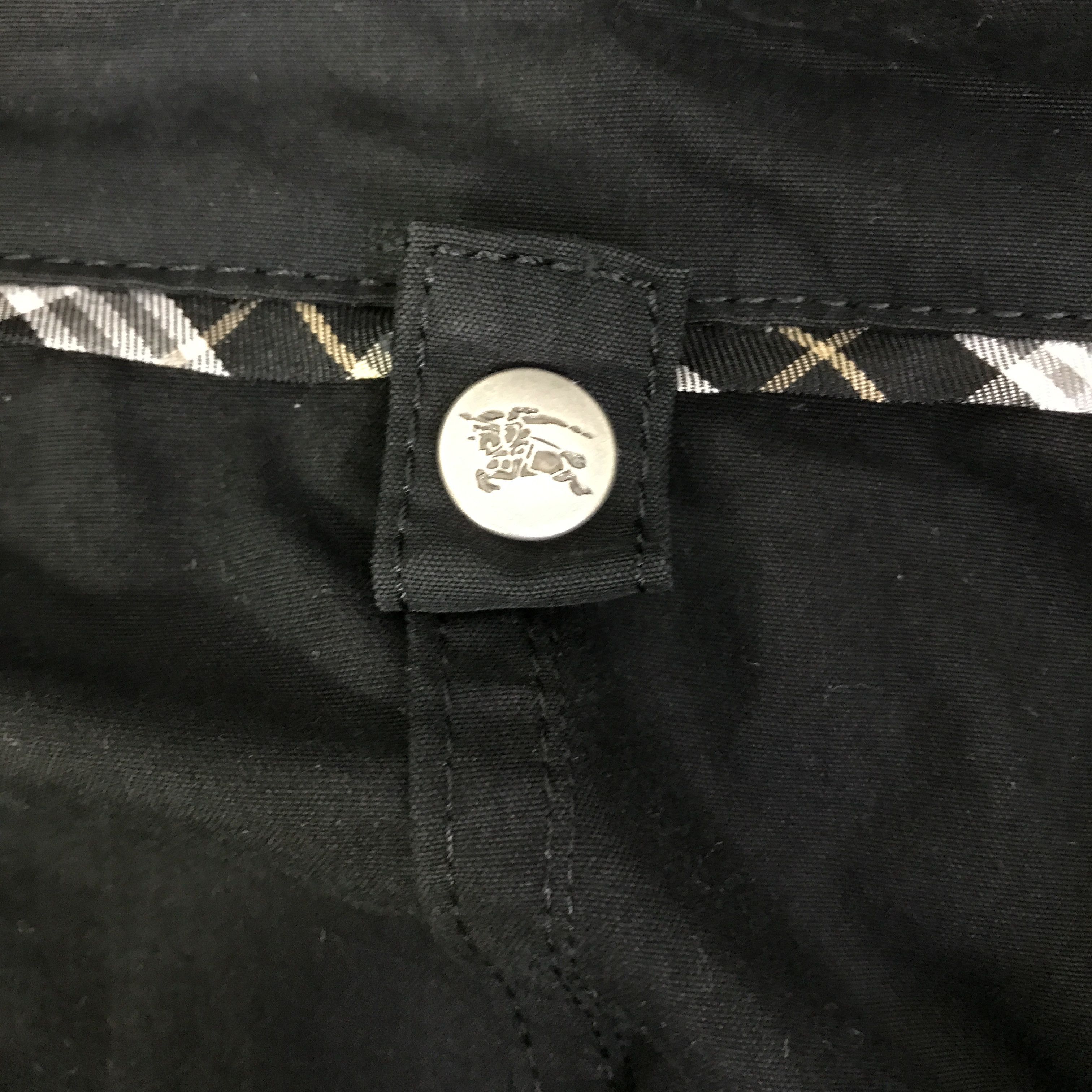 Burberry Burberry Cropped design jacket K88B12 Size US M / EU 48-50 / 2 - 7 Thumbnail
