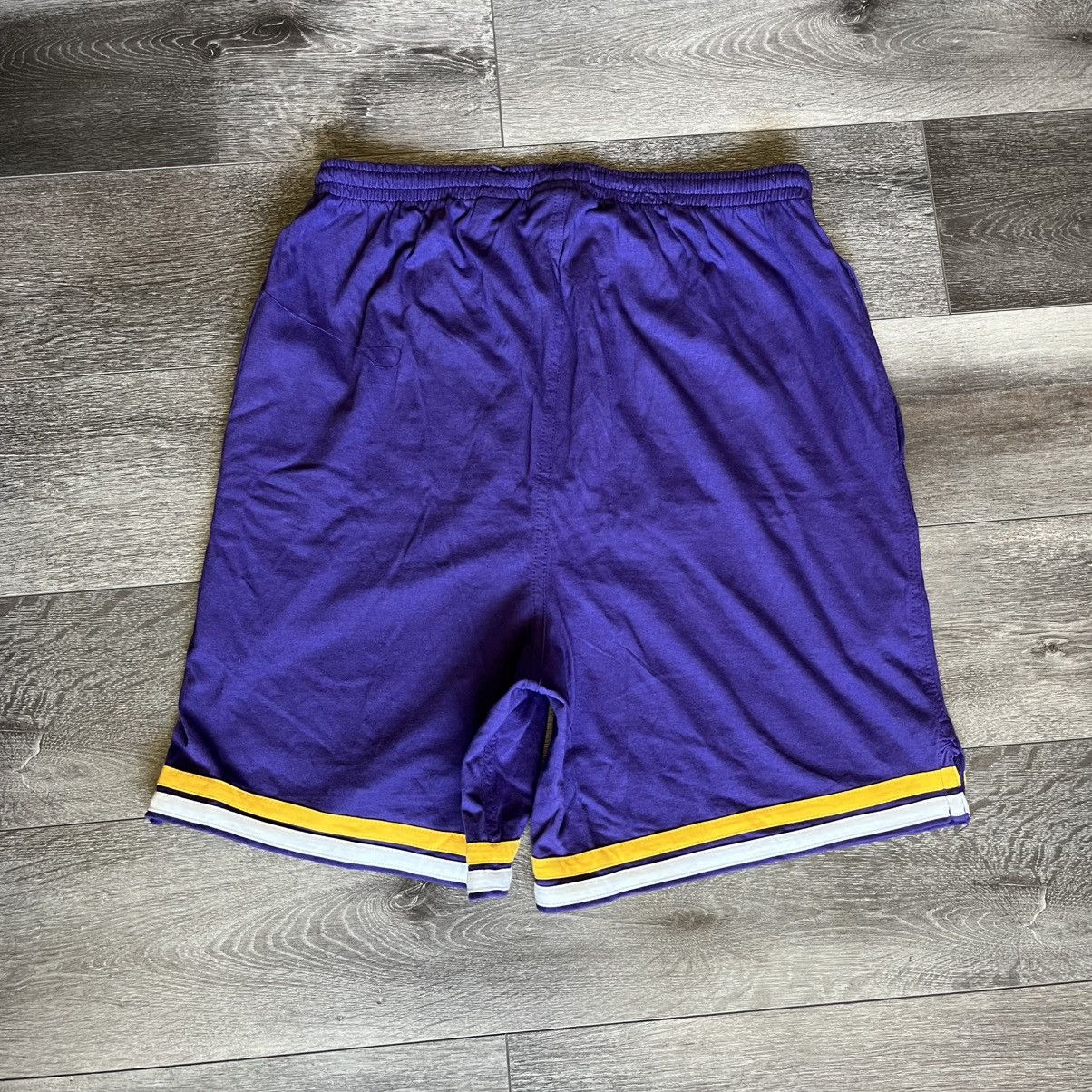 NFL New Vintage 1990s NFL Iron Knights Minnesota Vikings Shorts Size US 32 / EU 48 - 2 Thumbnail