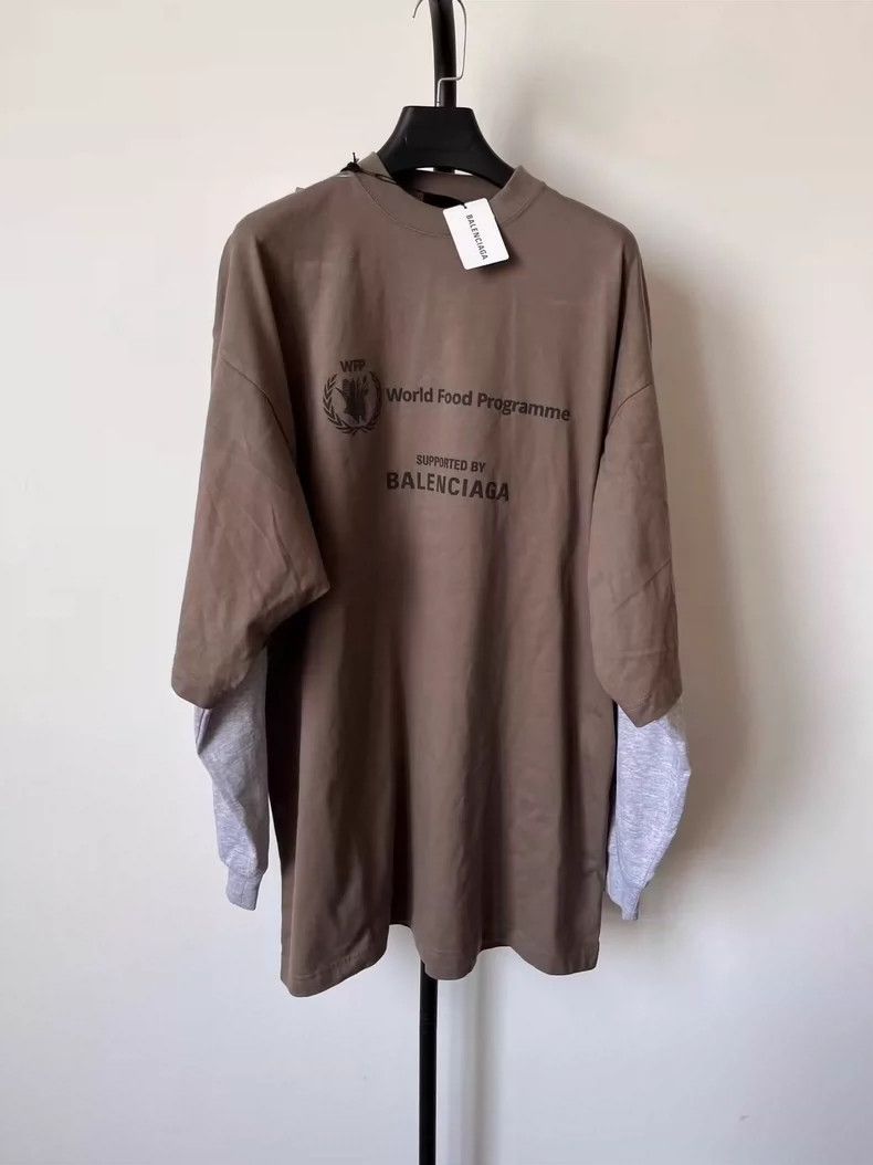 Balenciaga Balenciaga Co-branded Logo monogrammed crewneck long sleev Size US S / EU 44-46 / 1 - 1 Thumbnail