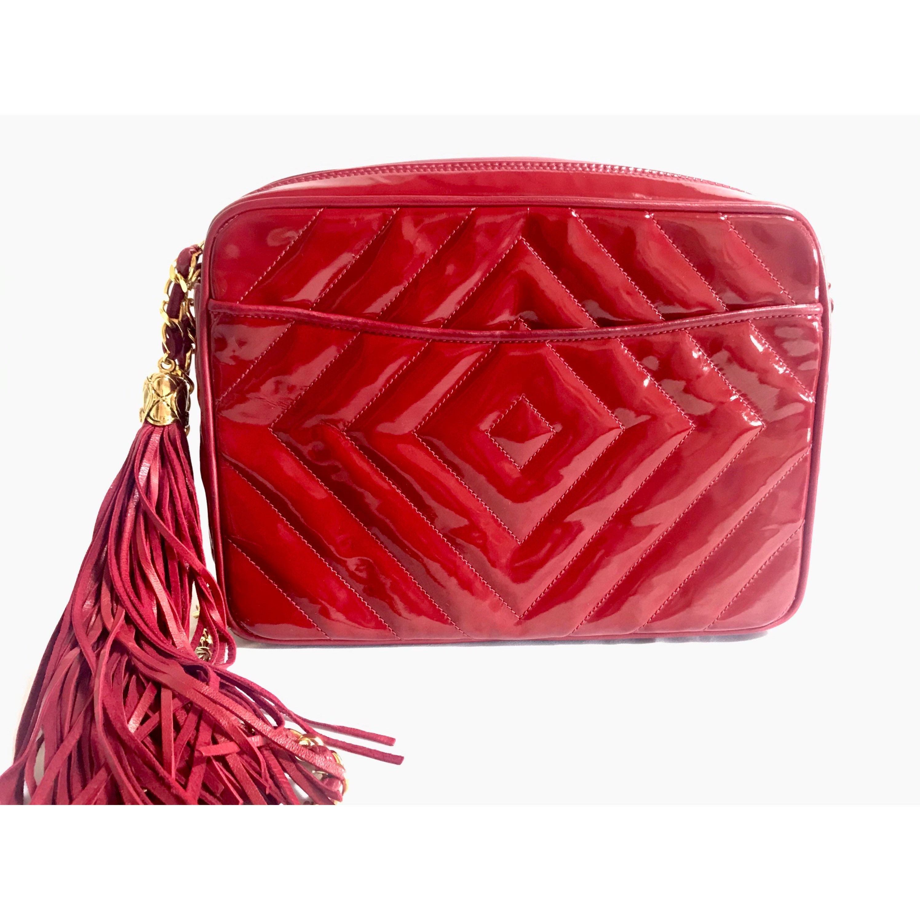 Chanel Vintage CHANEL lipstick red patent enamel shoulder bag Size ONE SIZE - 3 Thumbnail