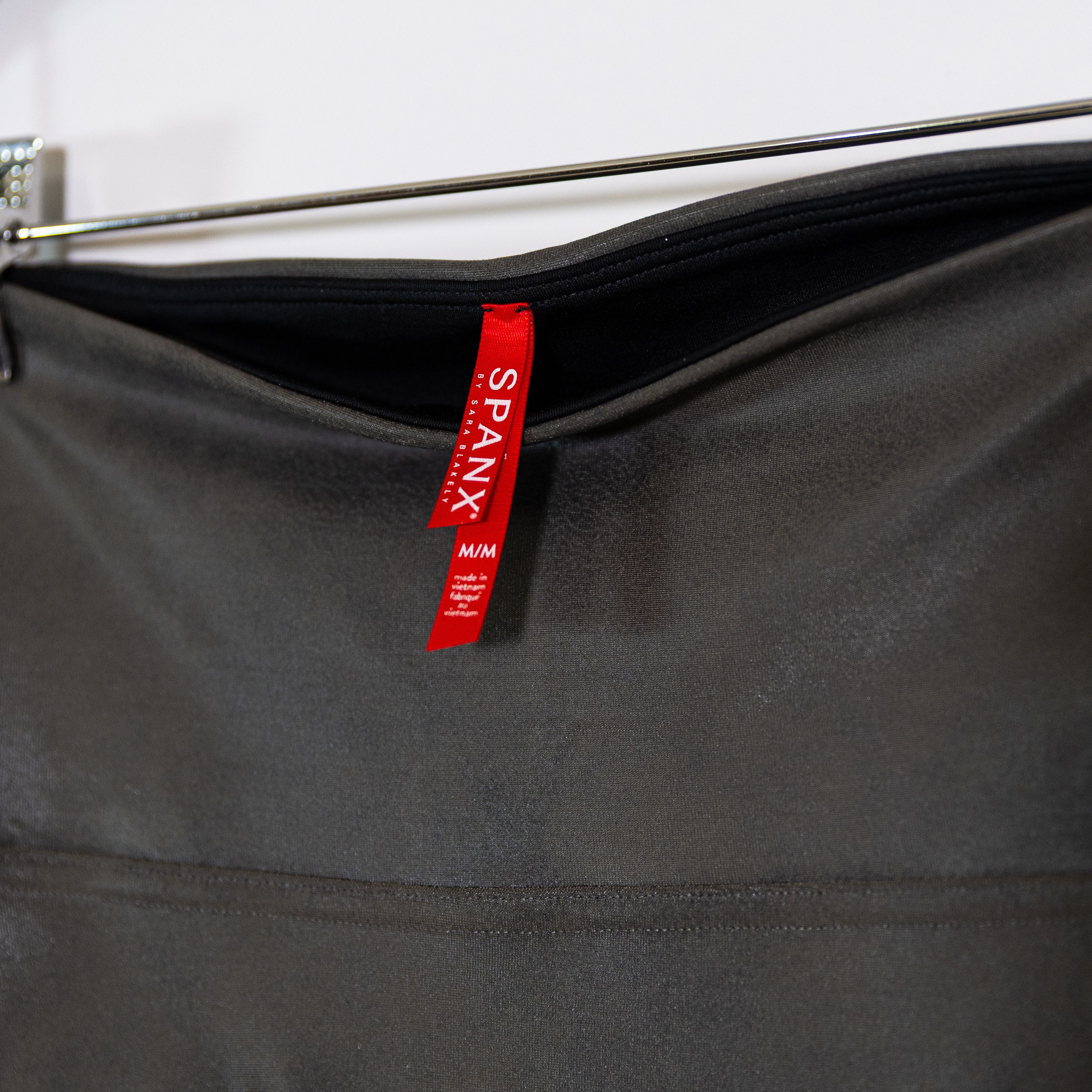 Spanx Spanx Moto Textured Faux Vegan Leather Size 28" / US 6 / IT 42 - 2 Thumbnail