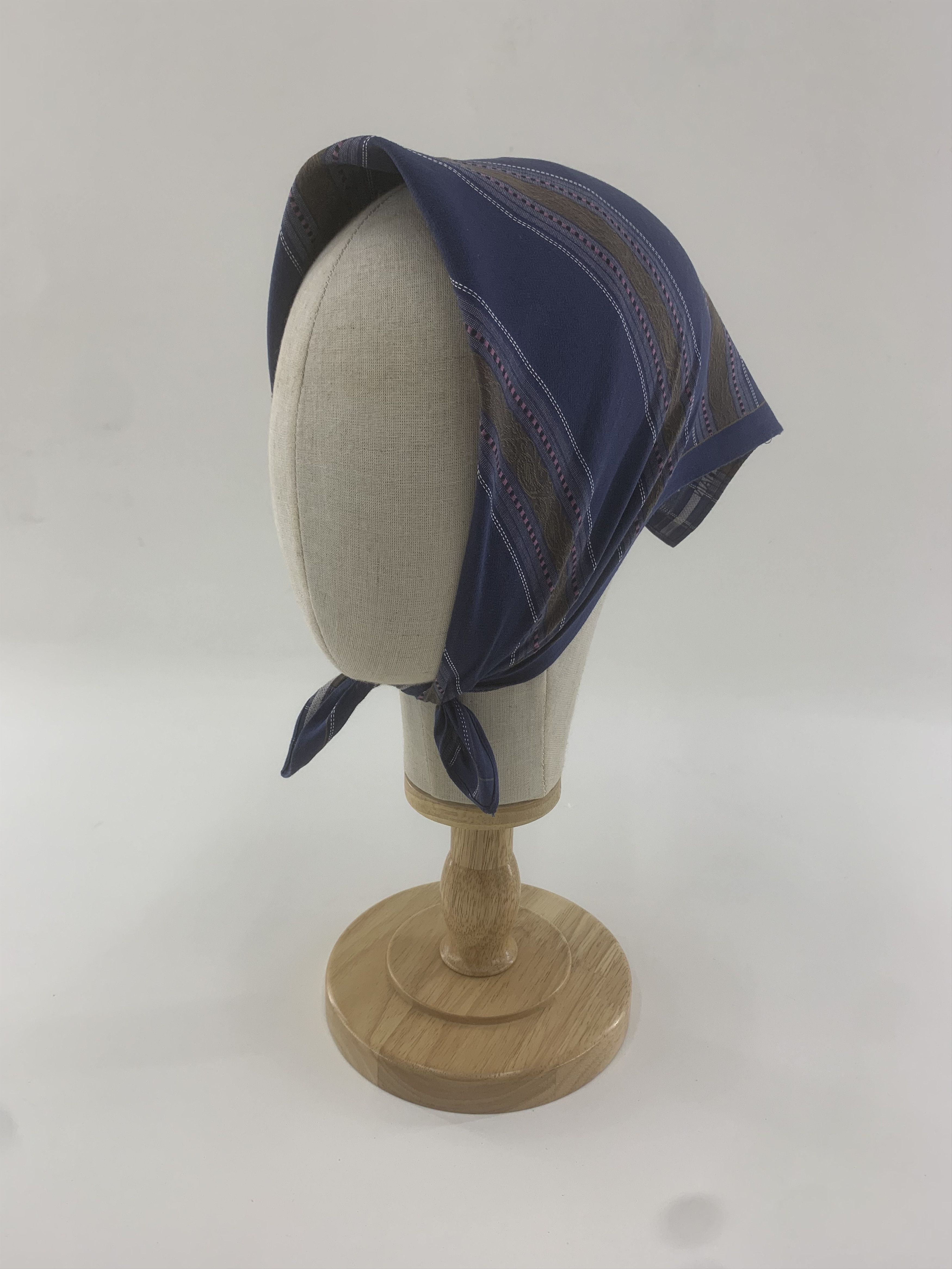 Pierre Balmain Pierre Balmain Handkerchief Bandana Neckerchief TB3386 Size ONE SIZE - 1 Thumbnail