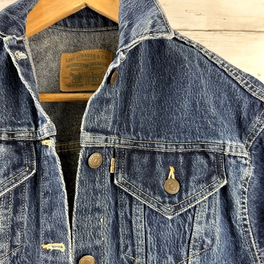 Levi's VINTAGE Levi’s denim trucker jacket Mens Small USA Blue Denim Model: Levi's Trucker Size US S / EU 44-46 / 1 - 3 Thumbnail