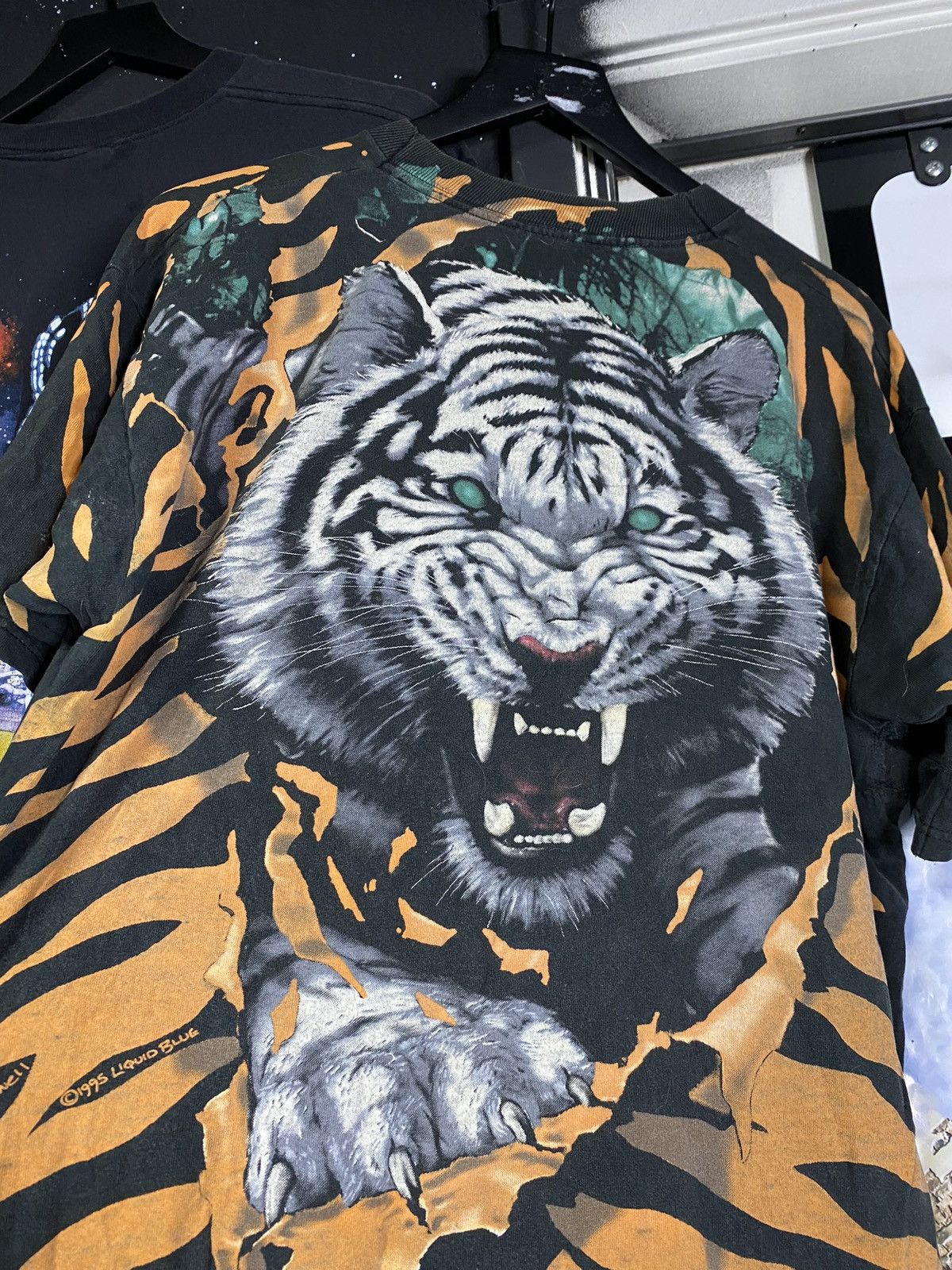 Liquid Blue × Vintage 90’s Vintage Tiger Liquid Blue All Over Tee Shirt Large Size US L / EU 52-54 / 3 - 4 Thumbnail