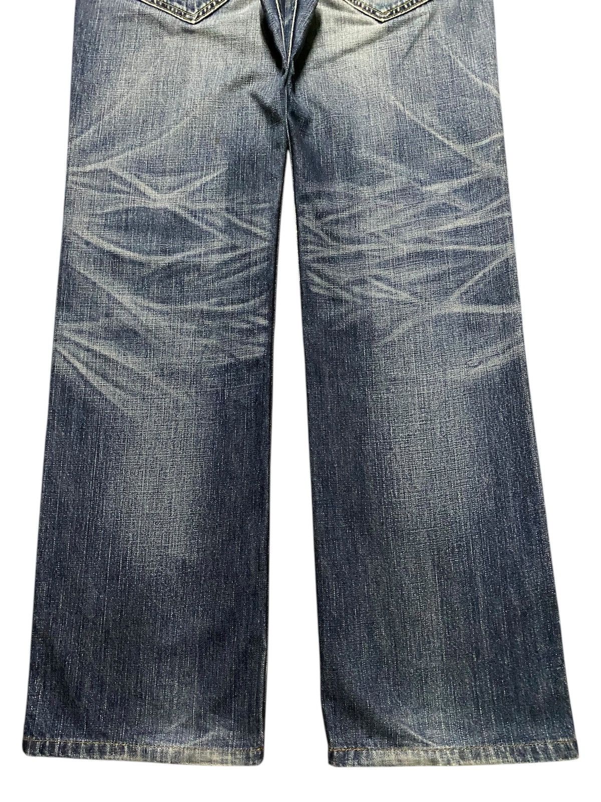 Levi's Vintage Clothing Vintage Levis 502 Faded Wash Distressed Loose Jeans Size US 31 - 6 Thumbnail