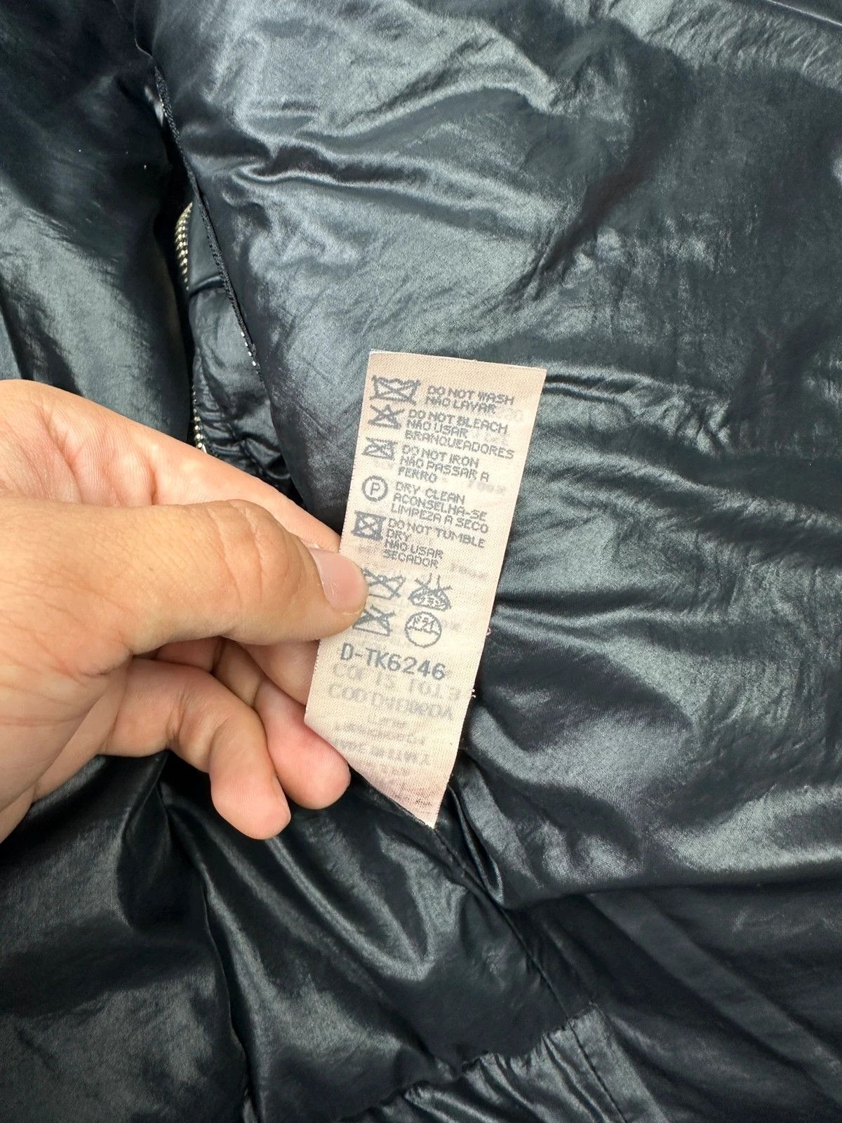 Armani Armani 90’s Black Leather & Nylon Puffer Bomber Jacket Size US M / EU 48-50 / 2 - 14 Thumbnail