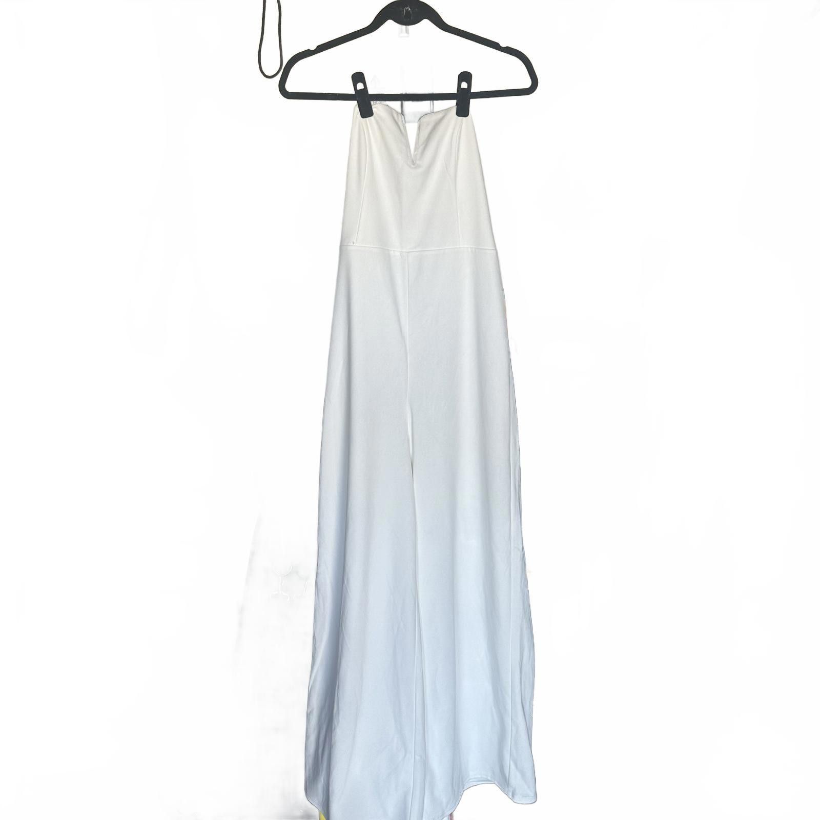 Designer Kittenish White Jumpsuit - xl Perfect for Summer Events Size 40" / US 18 - 1 Preview