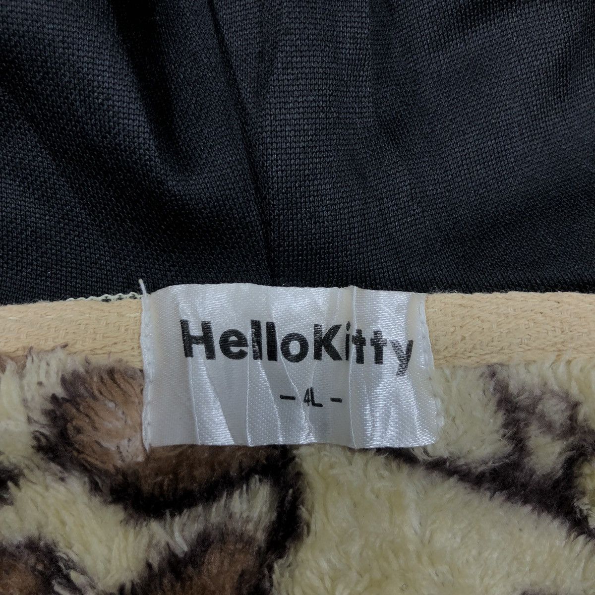 Anime × Japanese Brand × Vintage HELLO KITTY Fleece Jacket Fullprint Logo Anime Size XL / US 12-14 / IT 48-50 - 5 Thumbnail