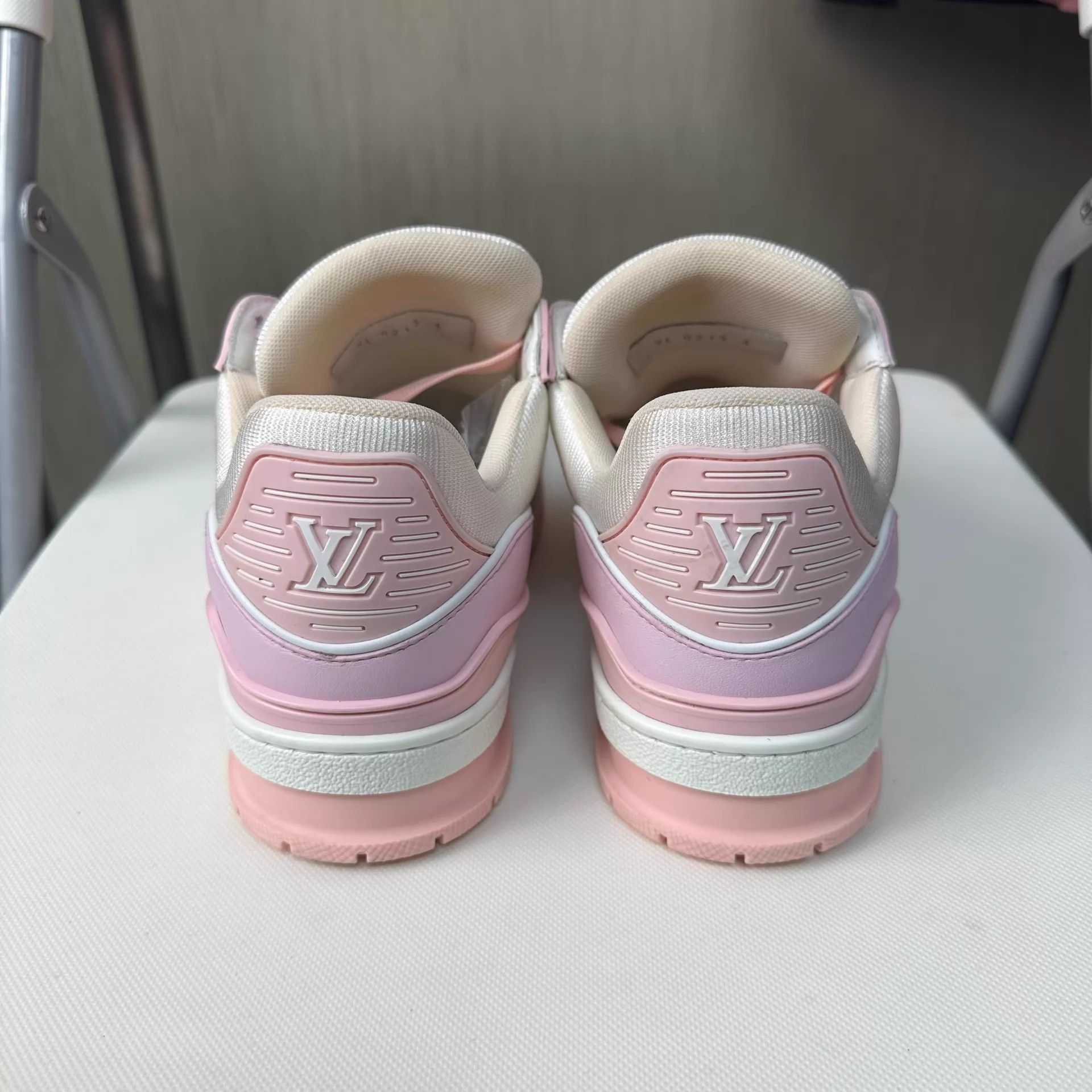 Louis Vuitton LV Trainer Leather Low-Top Sneaker Unisex Rose Pink Size 38 Size US 7.5 / IT 37.5 - 3 Thumbnail