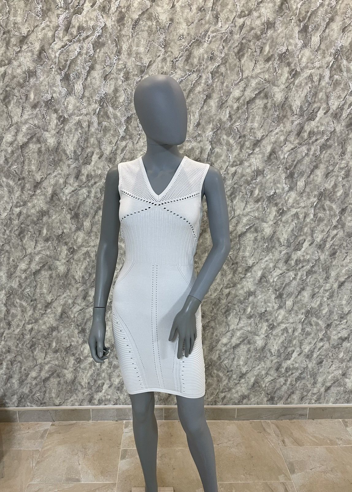 Versace Gianni Versace dress knitted from new collections v-neckline Size XS / US 0-2 / IT 36-38 - 1 Thumbnail