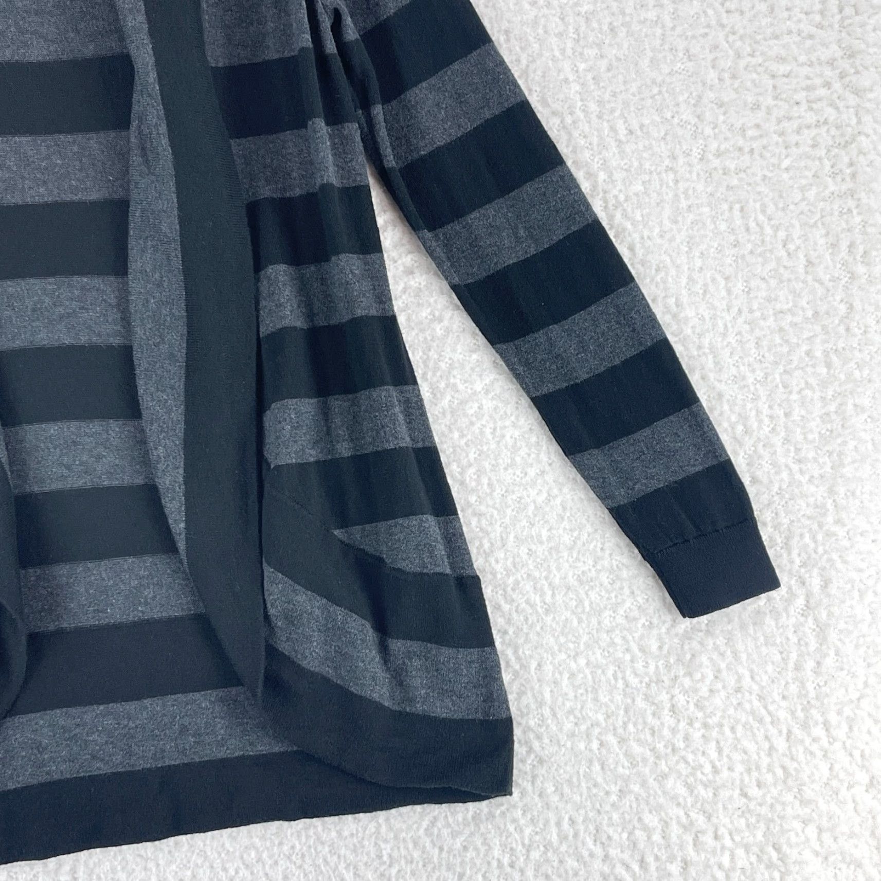 Loft LOFT Ann Taylor Cardigan Sweater Petites Black Gray Striped Womens PM Open V-Neck Long Sleeve Knit Size M / US 6-8 / IT 42-44 - 5 Thumbnail