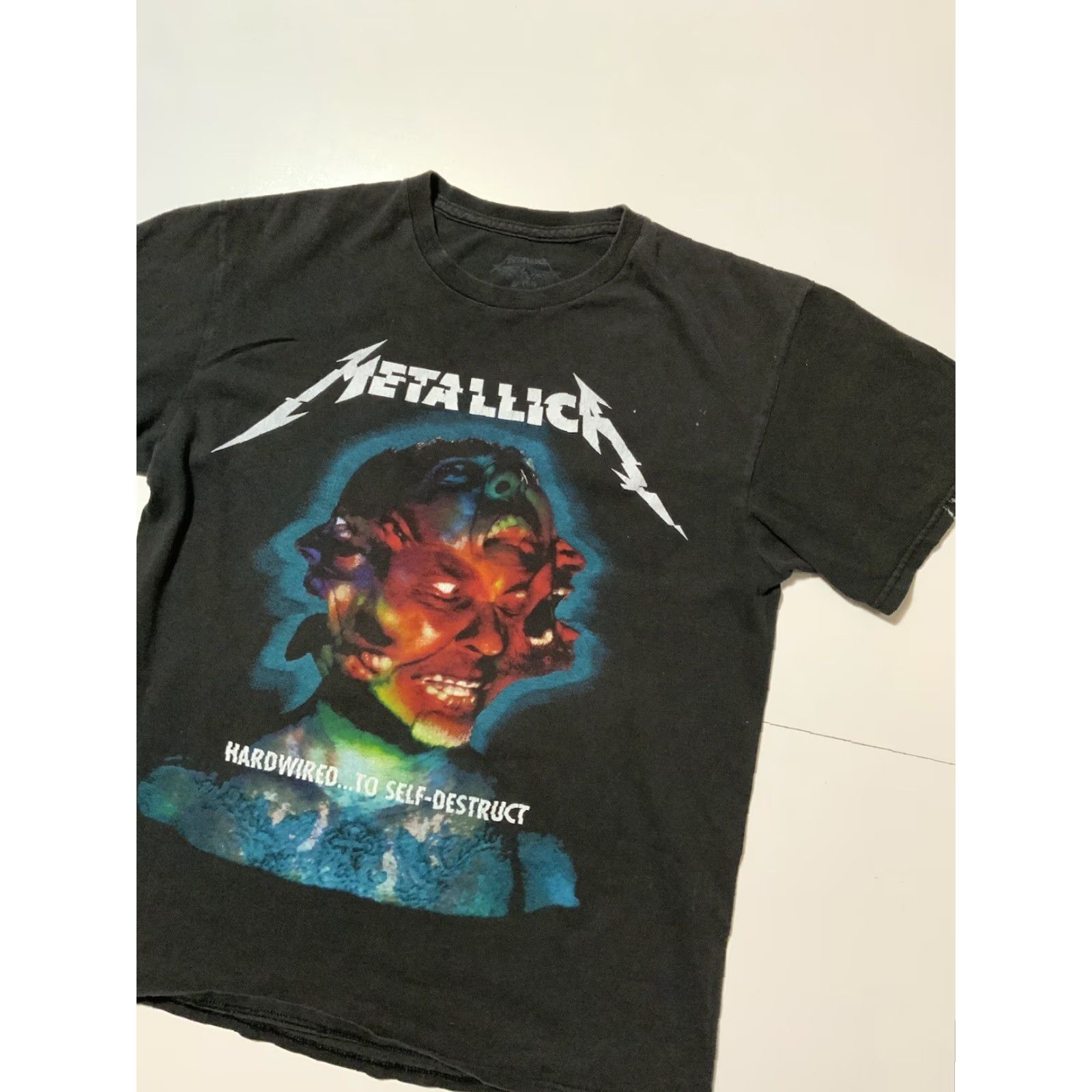 Vintage VINTAGE Metallica T-Shirt WorldWired 2017 Official Band Tour Medium Black Mens Size US M / EU 48-50 / 2 - 3 Thumbnail