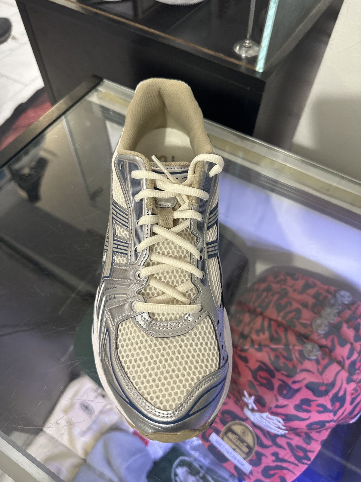 Asics ASICS Gel-Kayano 14 Size US 9 / EU 42 - 4 Thumbnail