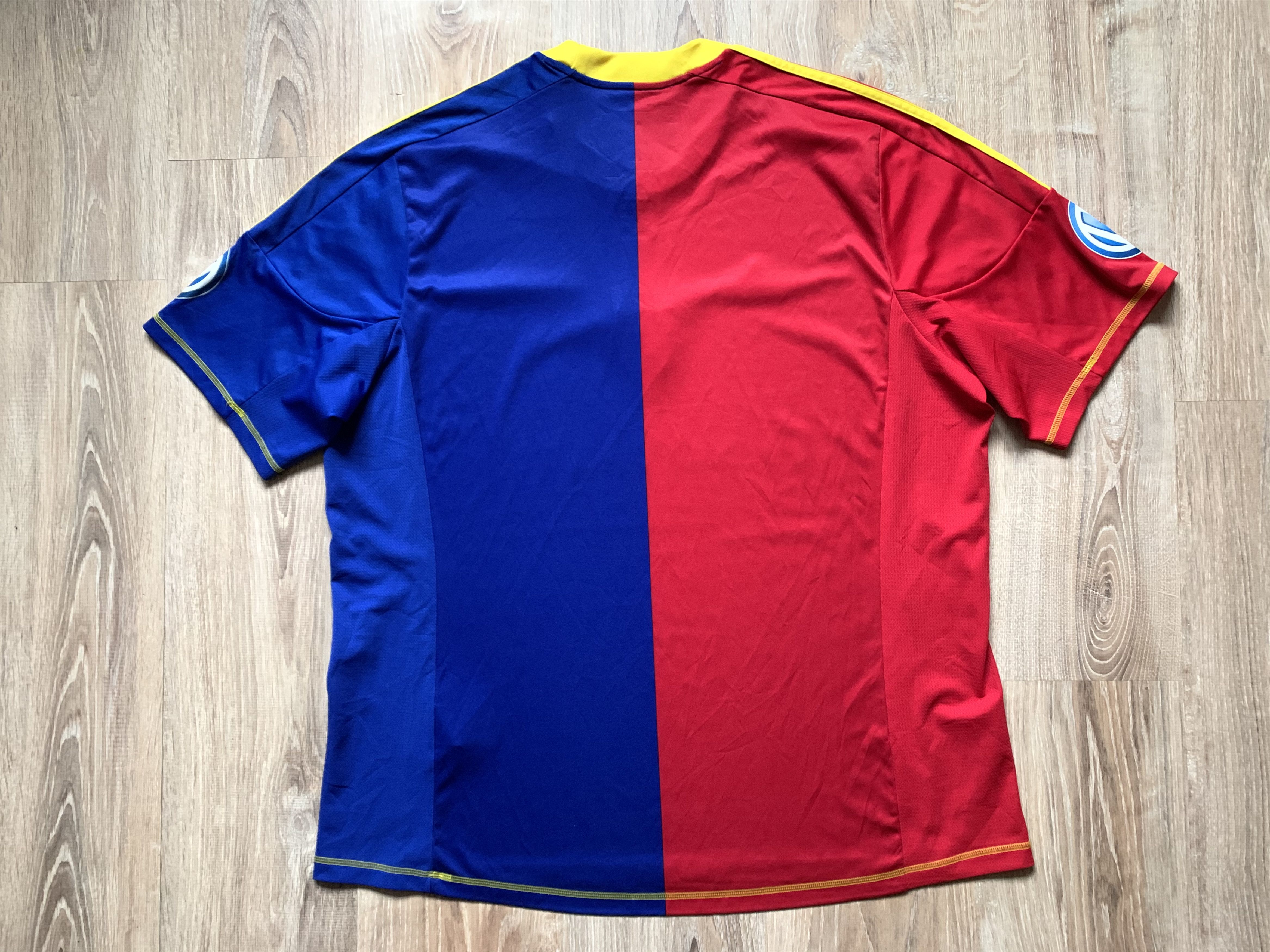 Adidas Adidas Basel Football Shirt 2012-2013 Size US XL / EU 56 / 4 - 2 Thumbnail