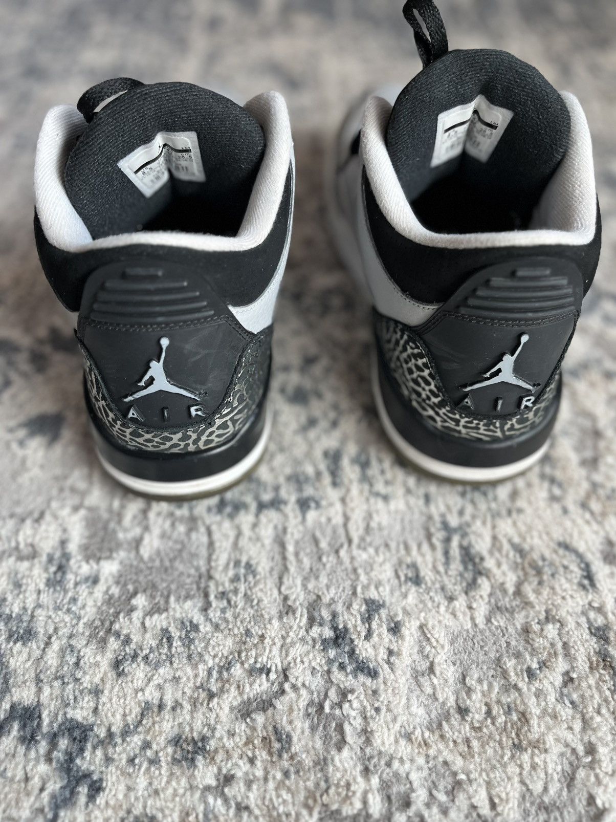 Jordan Brand Air Jordan 3 Retro Wolf Grey Size US 8.5 / EU 41-42 - 4 Thumbnail