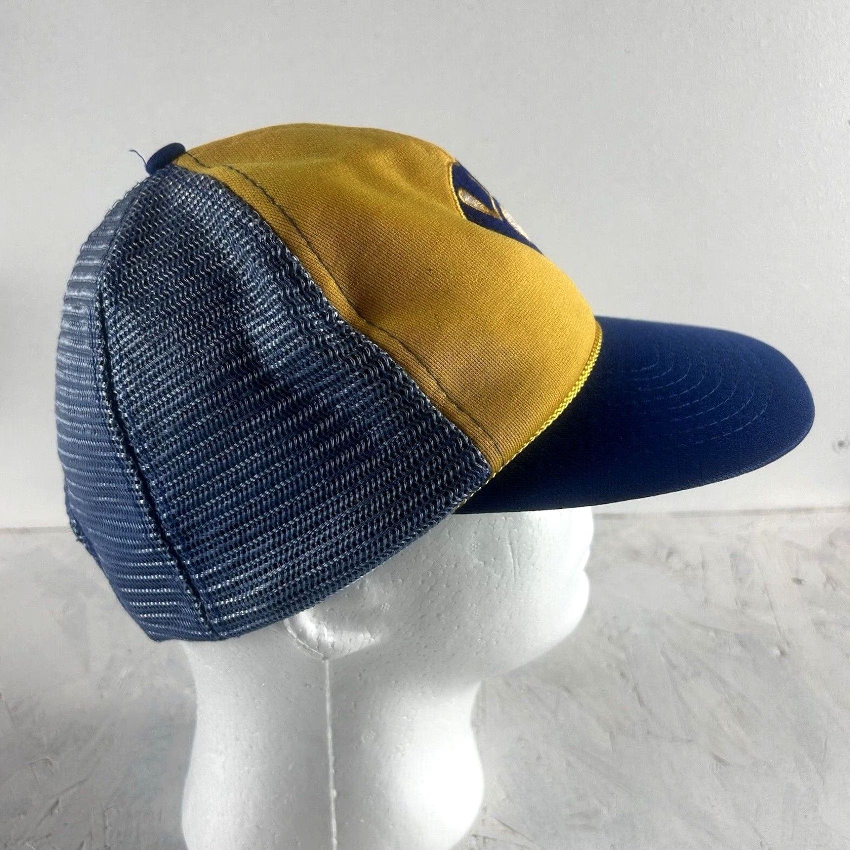 Vintage VINTAGE McDonalds Milwaukee Brewers 1985 Adjustable Snapback Baseball Cap Hat Mens White Yellow 80s Team Cap Size ONE SIZE - 5 Thumbnail