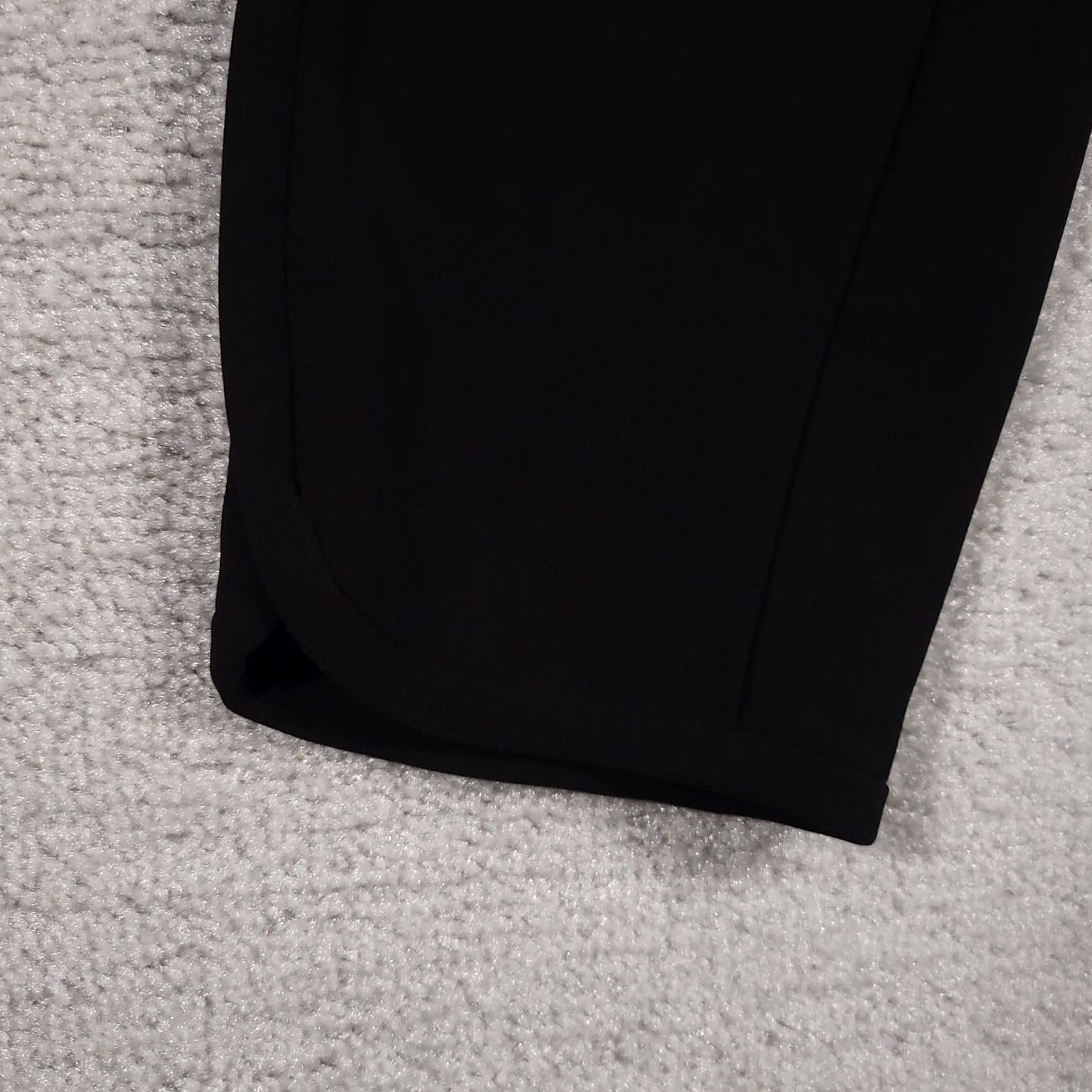 J.Crew J. Crew Pants Womens 6 Black Pull On Tapered Leg Pockets Casual Polyester Dress Pants Slim Workwear Women, Adult, Regular, Black, 25.5 in Inseam Size 28" / US 6 / IT 42 - 5 Thumbnail