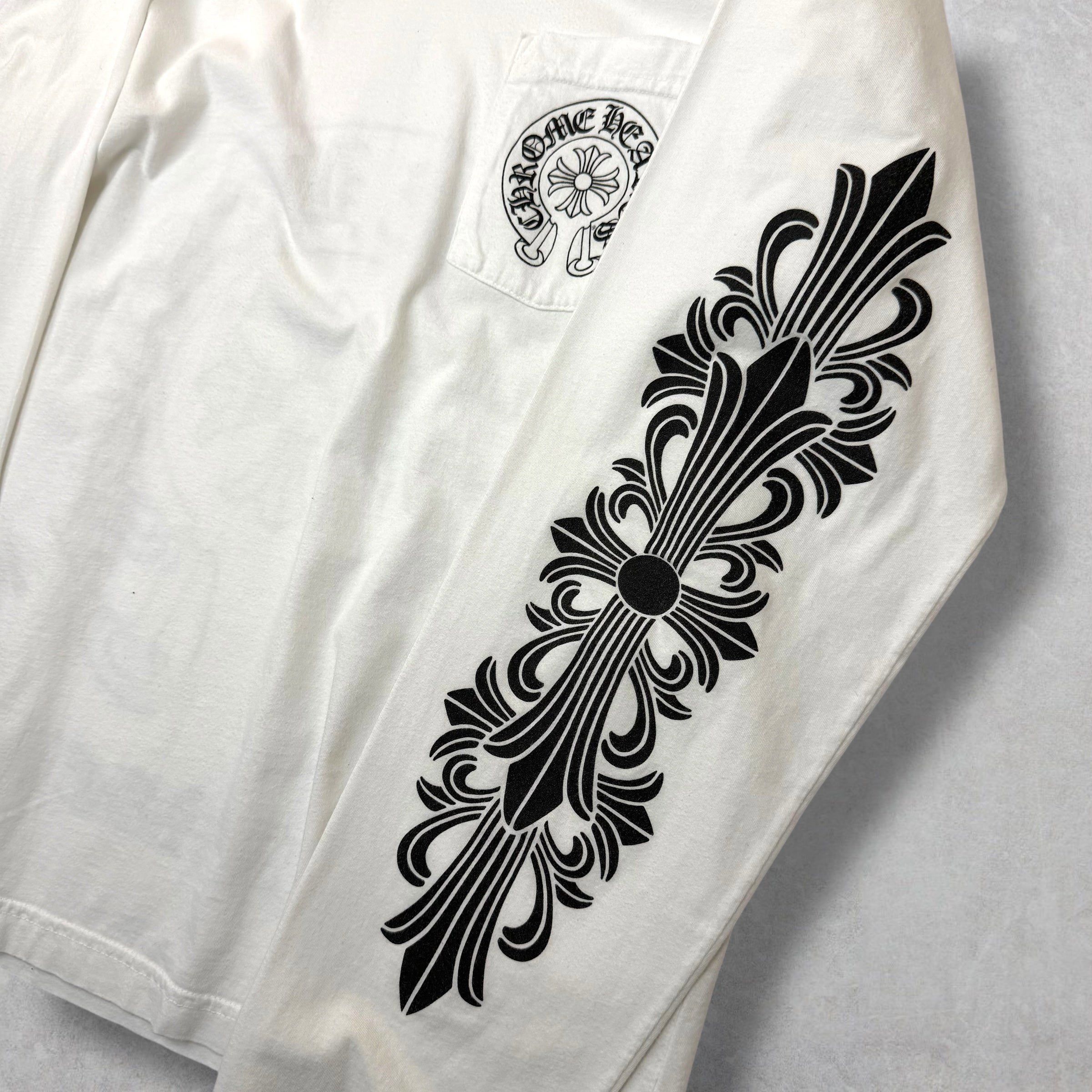 Chrome Hearts Chrome Hearts White LA Horseshoe Floral L/S L Size US L / EU 52-54 / 3 - 5 Thumbnail