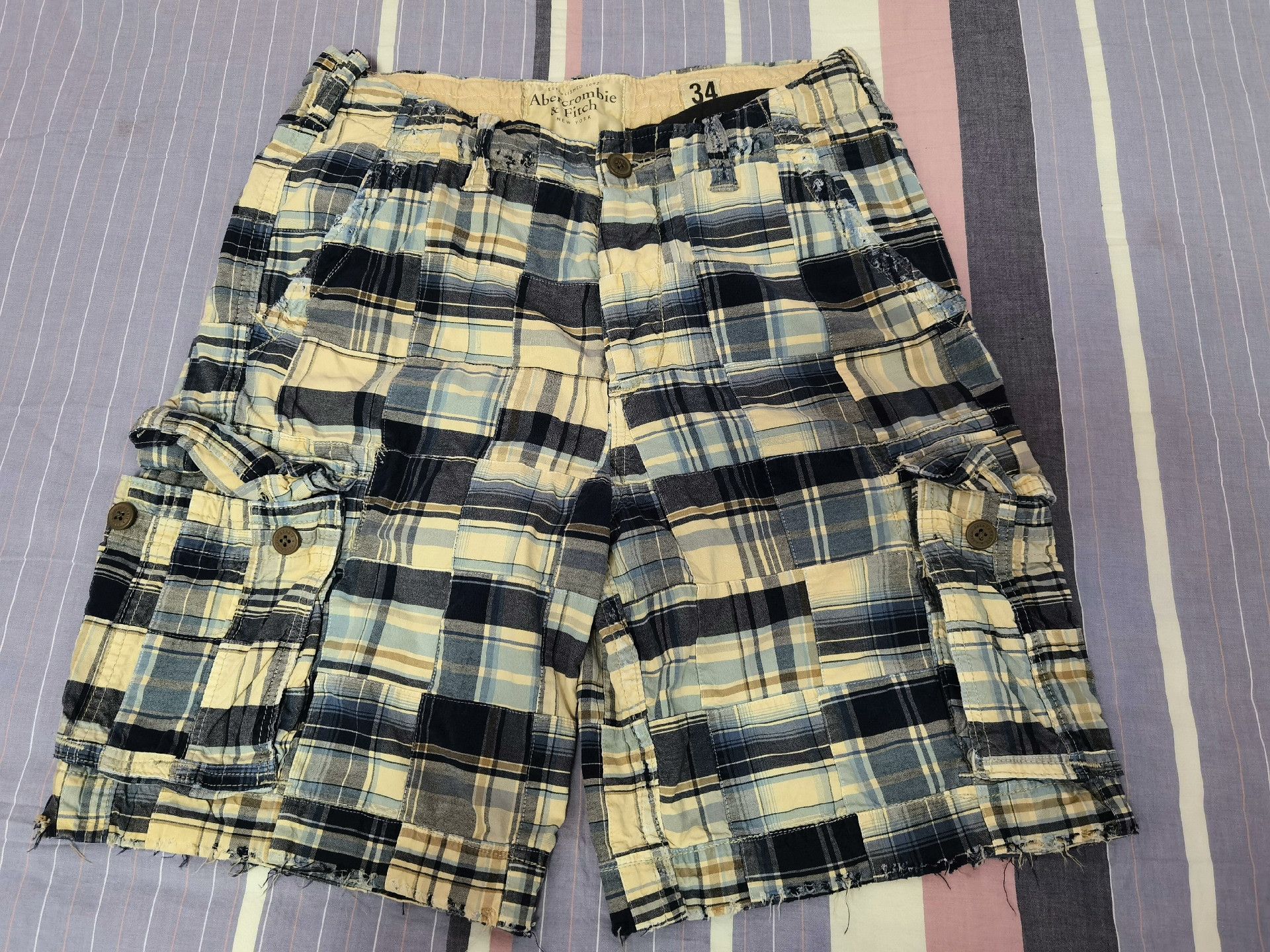 Abercrombie & Fitch AF 2007 Distressed Patchwork Cargo Shorts Size US 34 / EU 50 - 1 Thumbnail