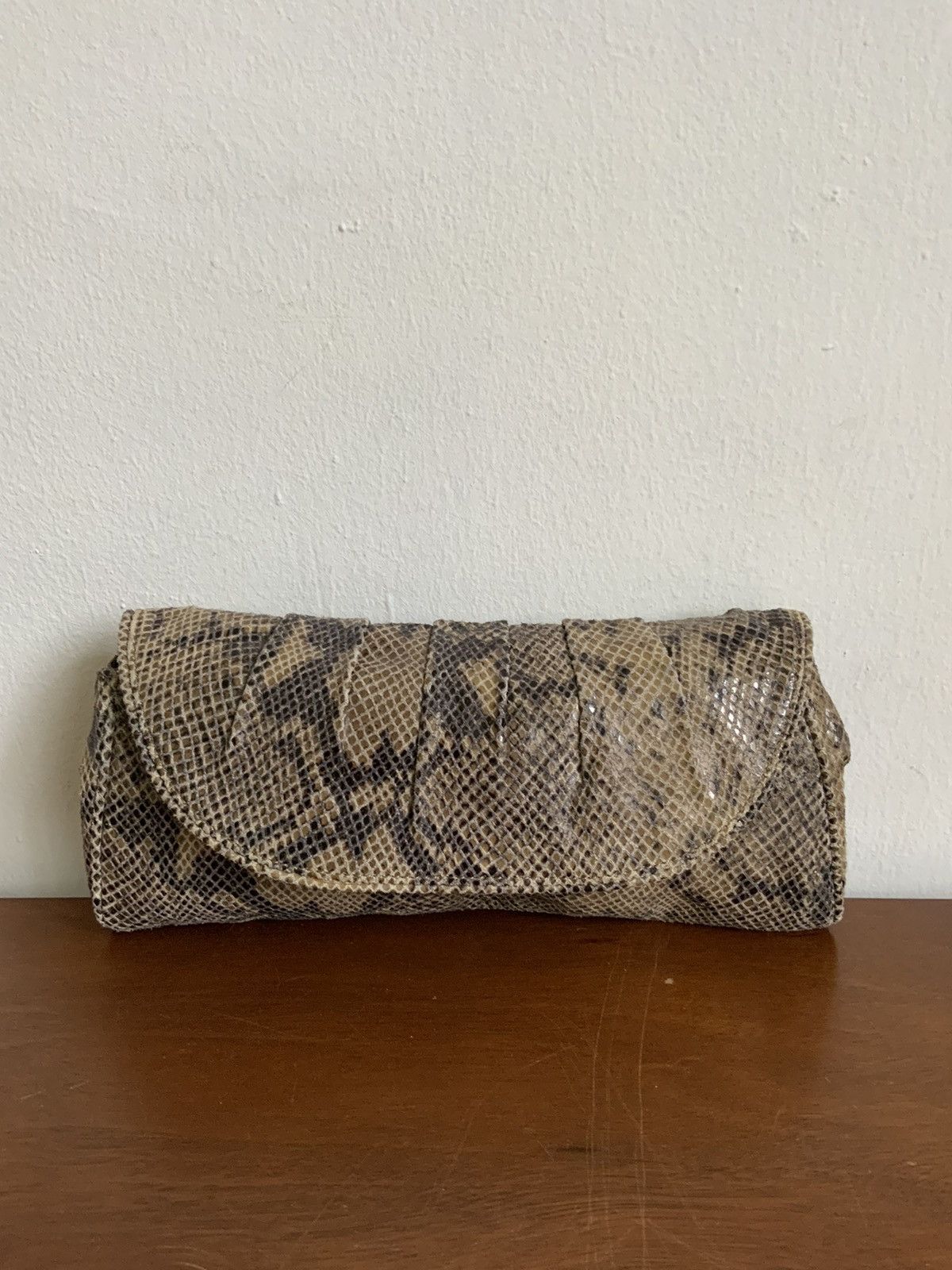 Banana Republic Banana Republic Python Leather Clutch Bag Size ONE SIZE - 2 Thumbnail
