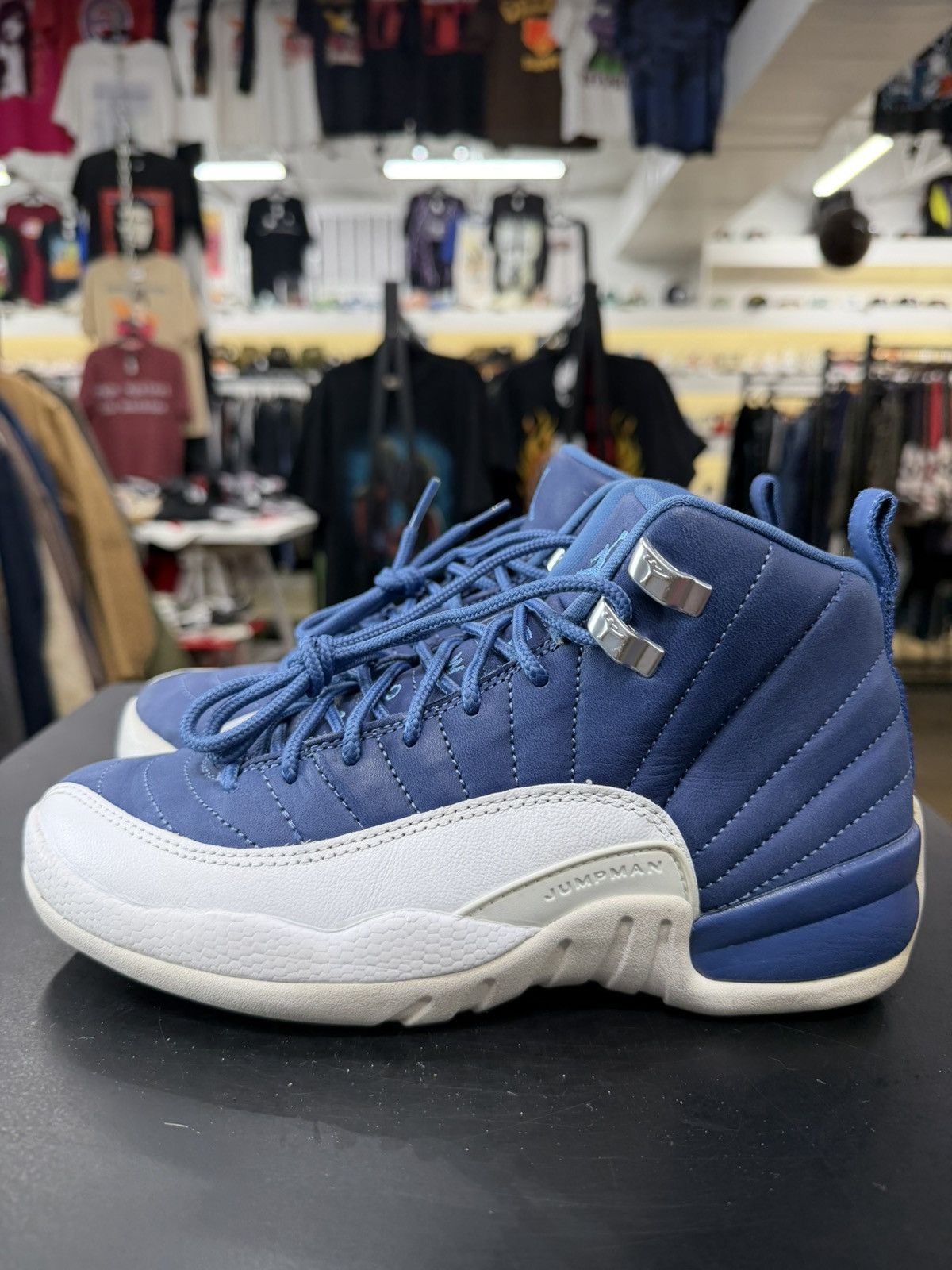 Jordan Brand Air Jordan 12 Indigo Size 5Y (2020) Size US 5 / EU 37 - 7 Thumbnail