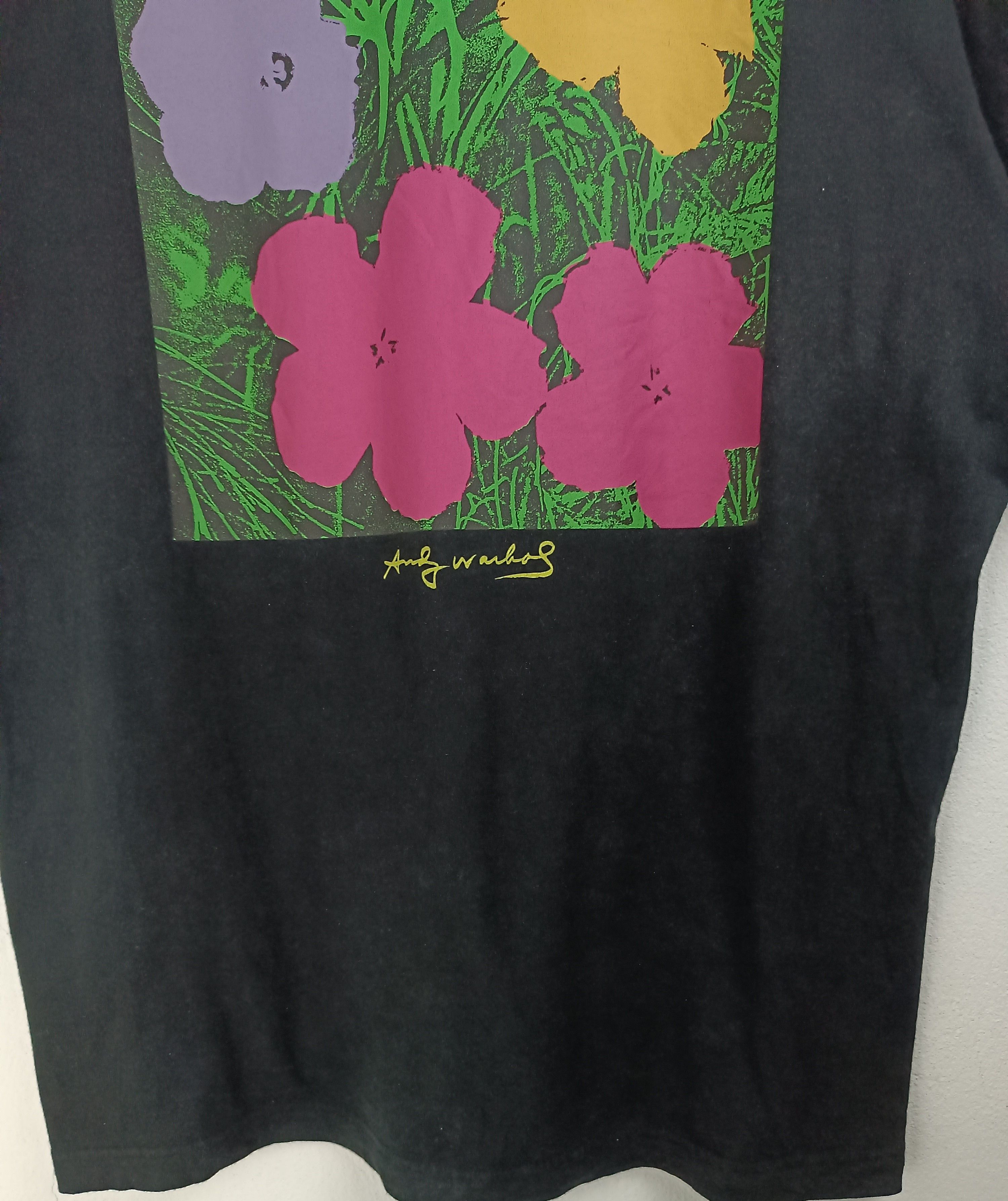 Andy Warhol VINTAGE ANDY WARHOL FLOWERS UNIQLO RELEASE VERY RARE ART TEE Size US XL / EU 56 / 4 - 8 Thumbnail