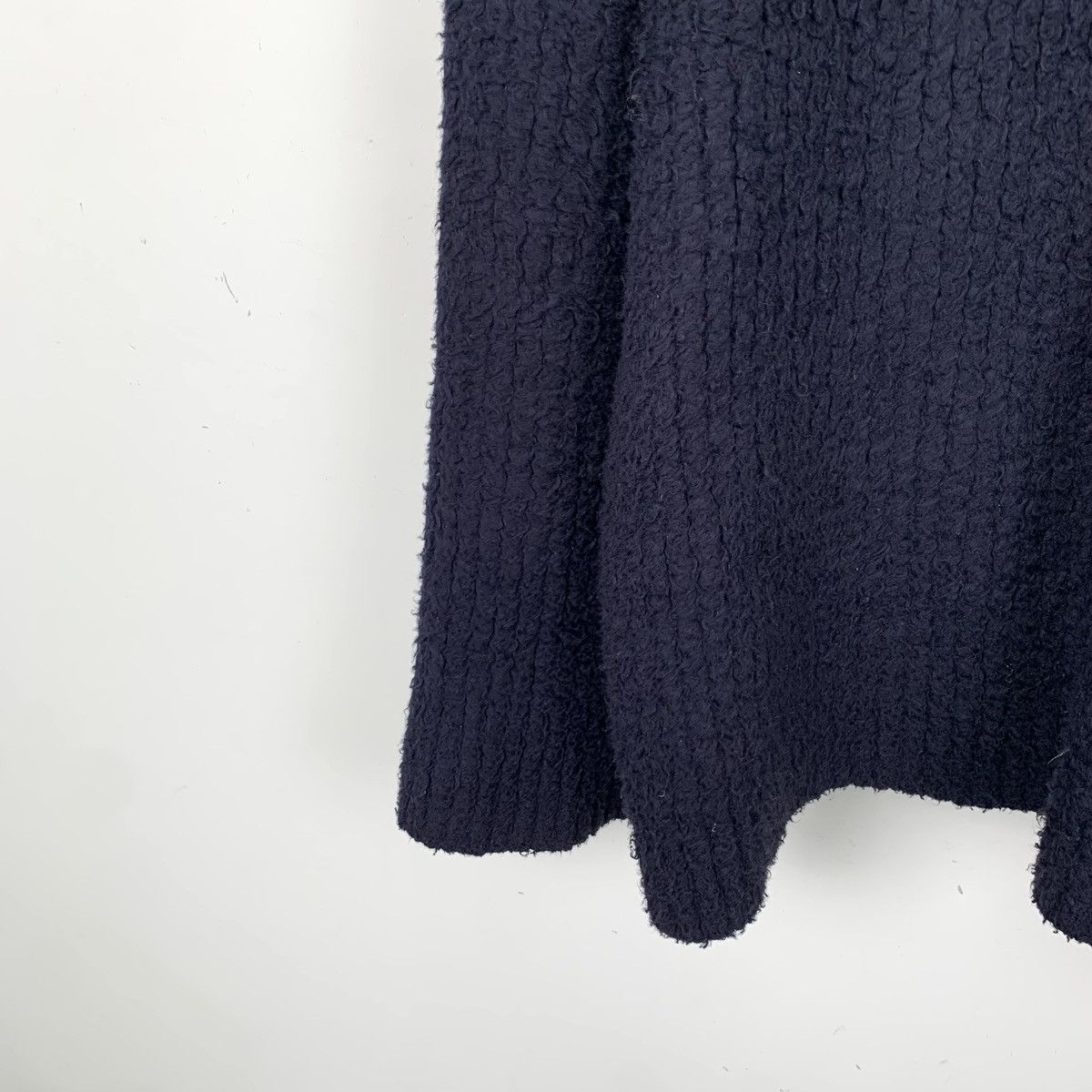 Balenciaga Balenciaga Navy Logo Long Sleeve Knit Sweater K26WX Size XS / US 0-2 / IT 36-38 - 4 Thumbnail