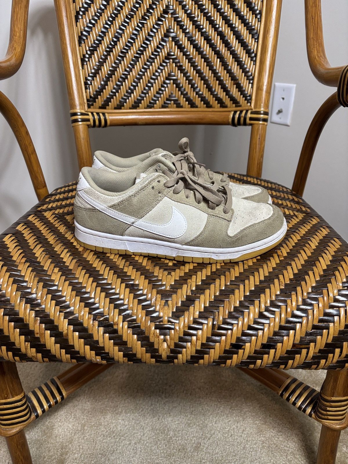 Nike Nike Dunk Low SE Light Orewood Gum HQ1931-100 Men’s 8.5 Size US 8.5 / EU 41-42 - 1 Thumbnail