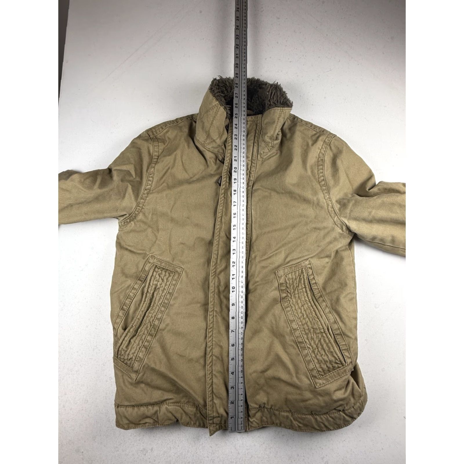 American Eagle Outfitters VINTAGE American Eagle Outfitters Coat Jacket Mens S Beige Faux Fur Collar Full Zip Canvas Military Jacket Short Winter New title: Size US S / EU 44-46 / 1 - 7 Thumbnail