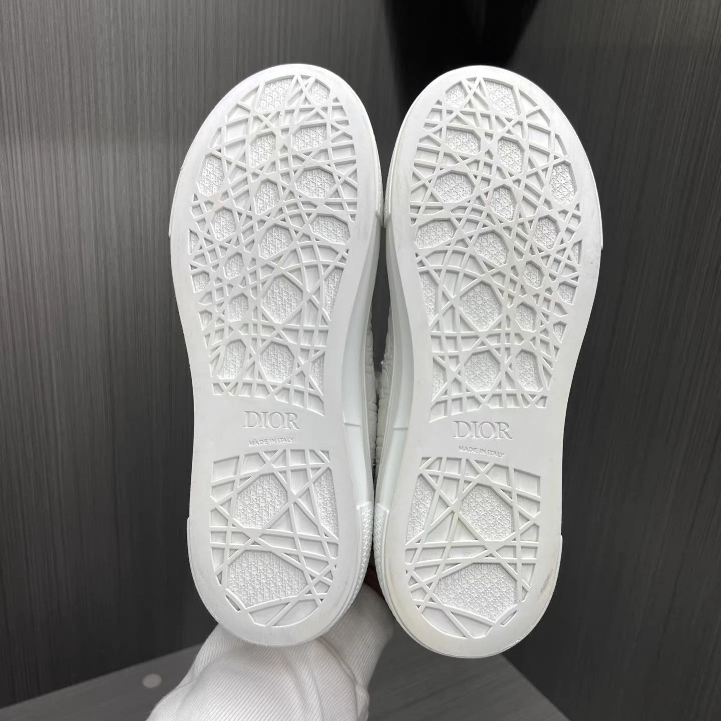 Dior Dior B33 Spin Sneaker (White) K15 Size US 9 / EU 42 - 6 Thumbnail