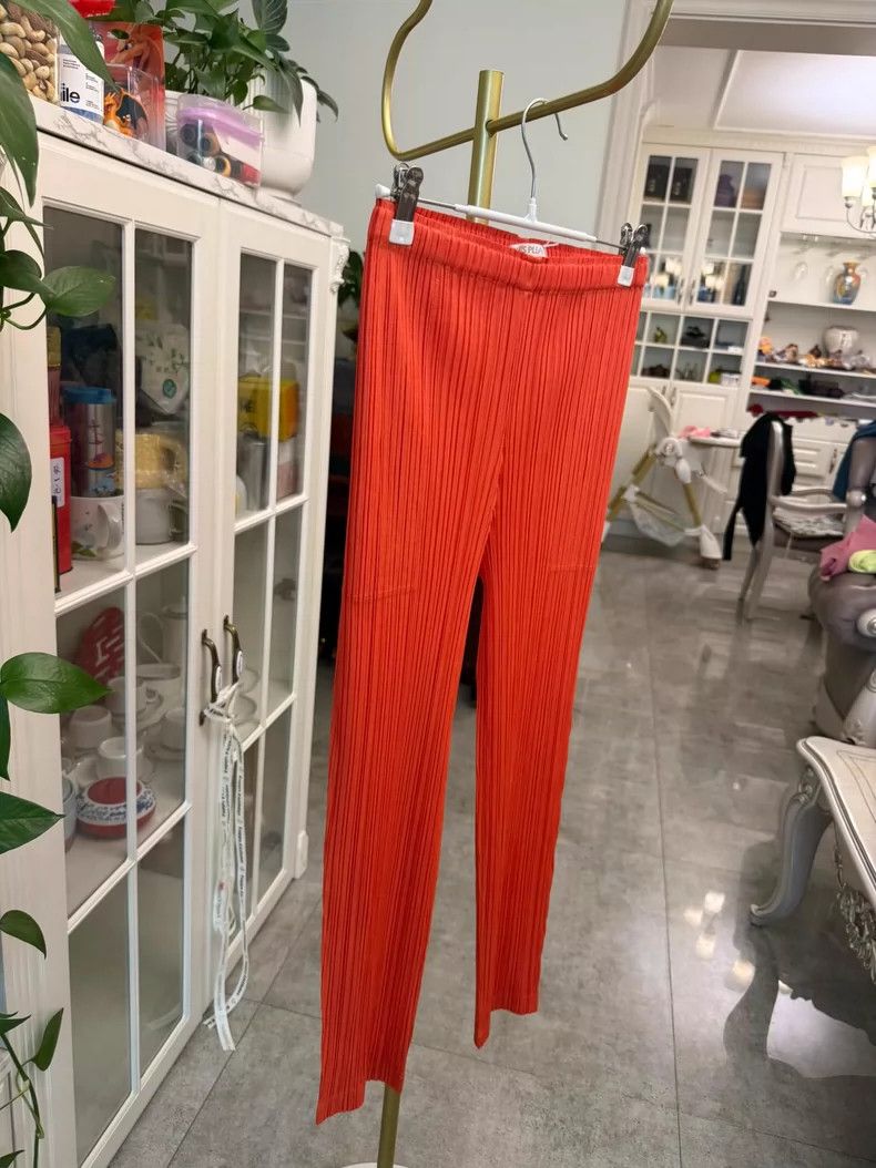 Issey Miyake issey miyake size:2 Orange straight-leg skinny pants 2505- Size 42" / US 20 - 2 Thumbnail