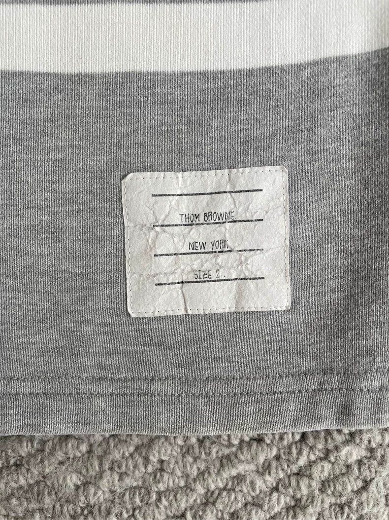 Thom Browne Thom Browne size2 Classic grey shorts Size US 26 / EU 42 - 3 Thumbnail