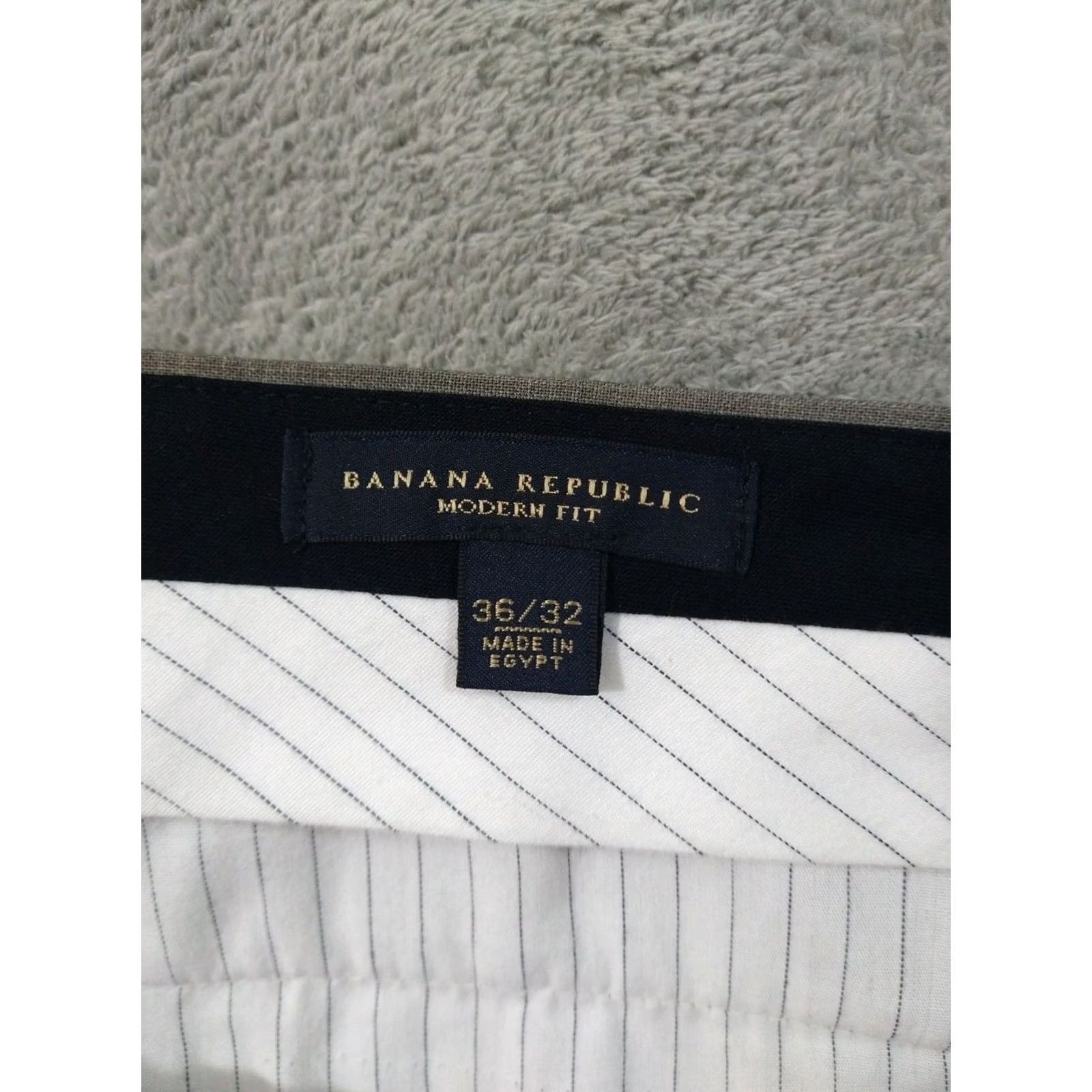 Banana Republic Banana Republic Mens Dress Pants Gray Windowpane Plaid Wool Modern Fit 36x32 Size US 36 / EU 52 - 7 Thumbnail