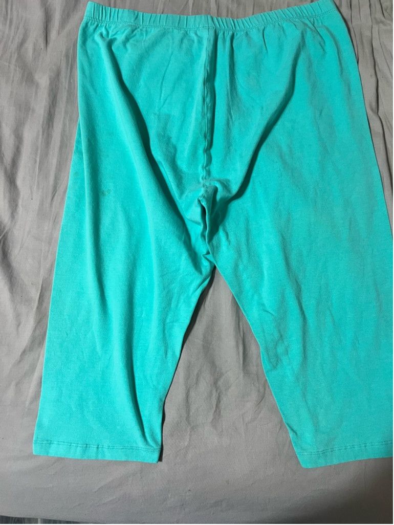 Other Women Zenana Capri Size 1X Green Size 38" / US 16 / IT 52 - 2 Thumbnail