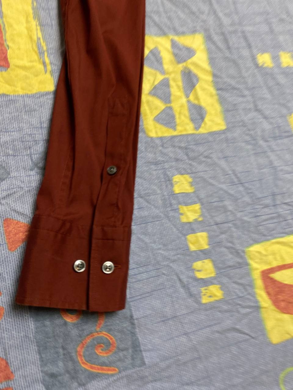 Hugo Boss Hugo Boss Vintage Mens Shirt Y2K Size US XXS / EU 40 - 10 Thumbnail