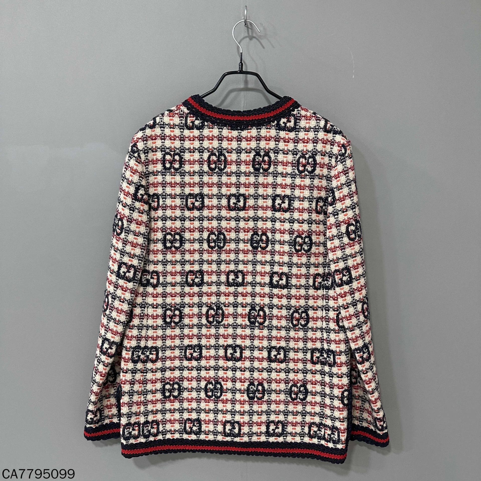 Gucci GUCCI tweed coco cardigan size 40 new with tags Size M / US 6-8 / IT 42-44 - 3 Thumbnail