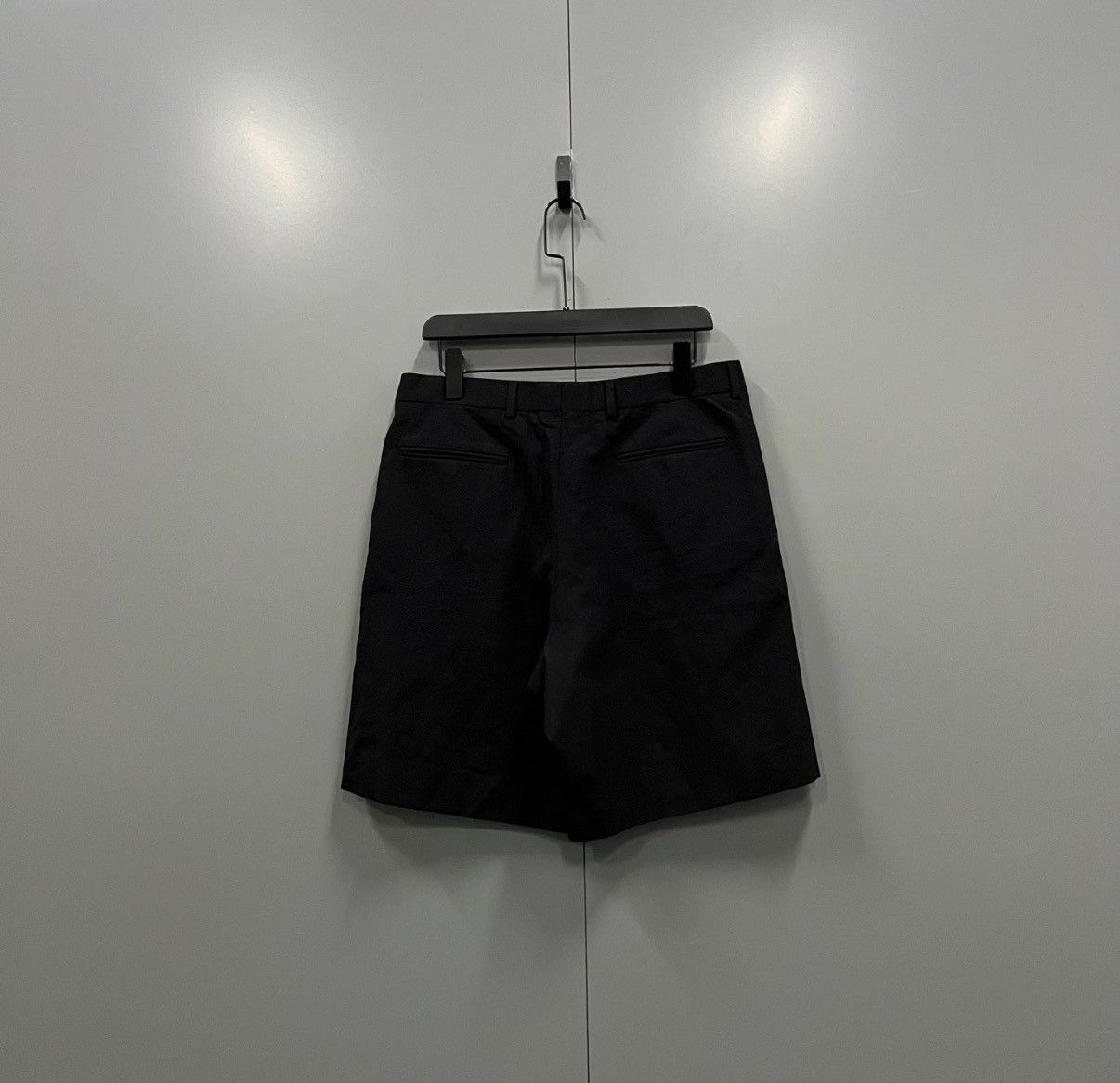 Dior Dior Black Shorts J41 Size 32" / US 10 / IT 46 - 2 Thumbnail