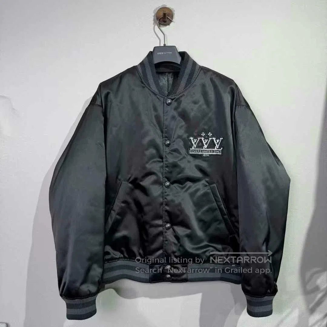 Louis Vuitton louis vuitton 25 new rhinestone baseball jacket. Size US XXL / EU 58 / 5 - 1 Thumbnail