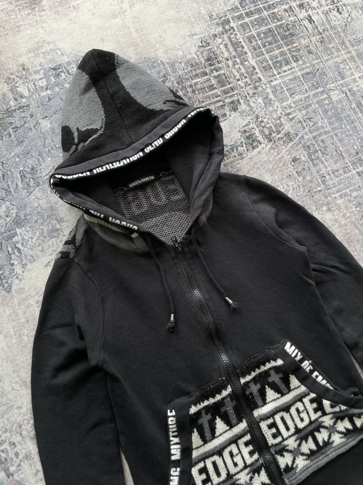 If Six Was Nine × In The Attic × Japanese Brand Ghost of Harlem Y2K Punk Skulls Cross Knit Hoodies Size US S / EU 44-46 / 1 - 3 Thumbnail