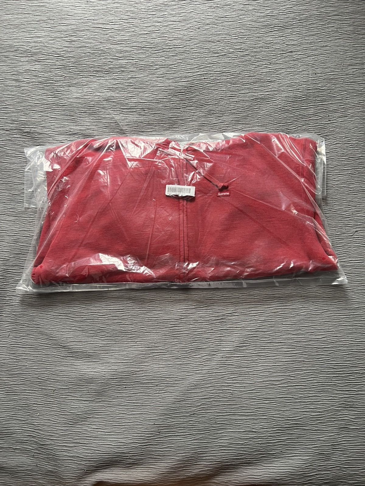 Supreme Supreme Small Box Logo Zip Up Hooded Sweatshirt Red Small Size US S / EU 44-46 / 1 - 1 Thumbnail