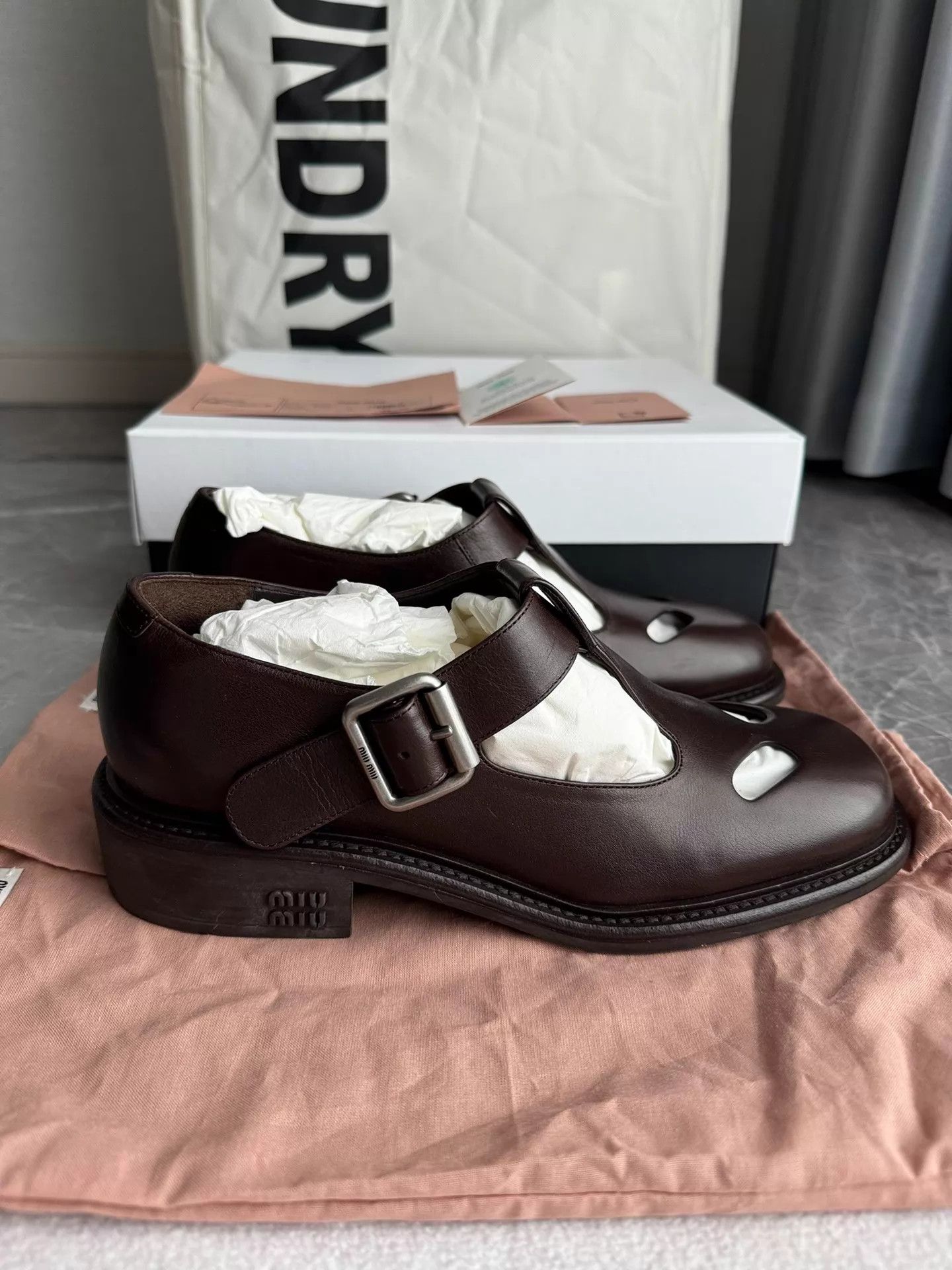 Miu Miu Miu Miu Deep Brown T-strap Platform Mary Jane EU37 Size US 6.5 / IT 36.5 - 3 Thumbnail